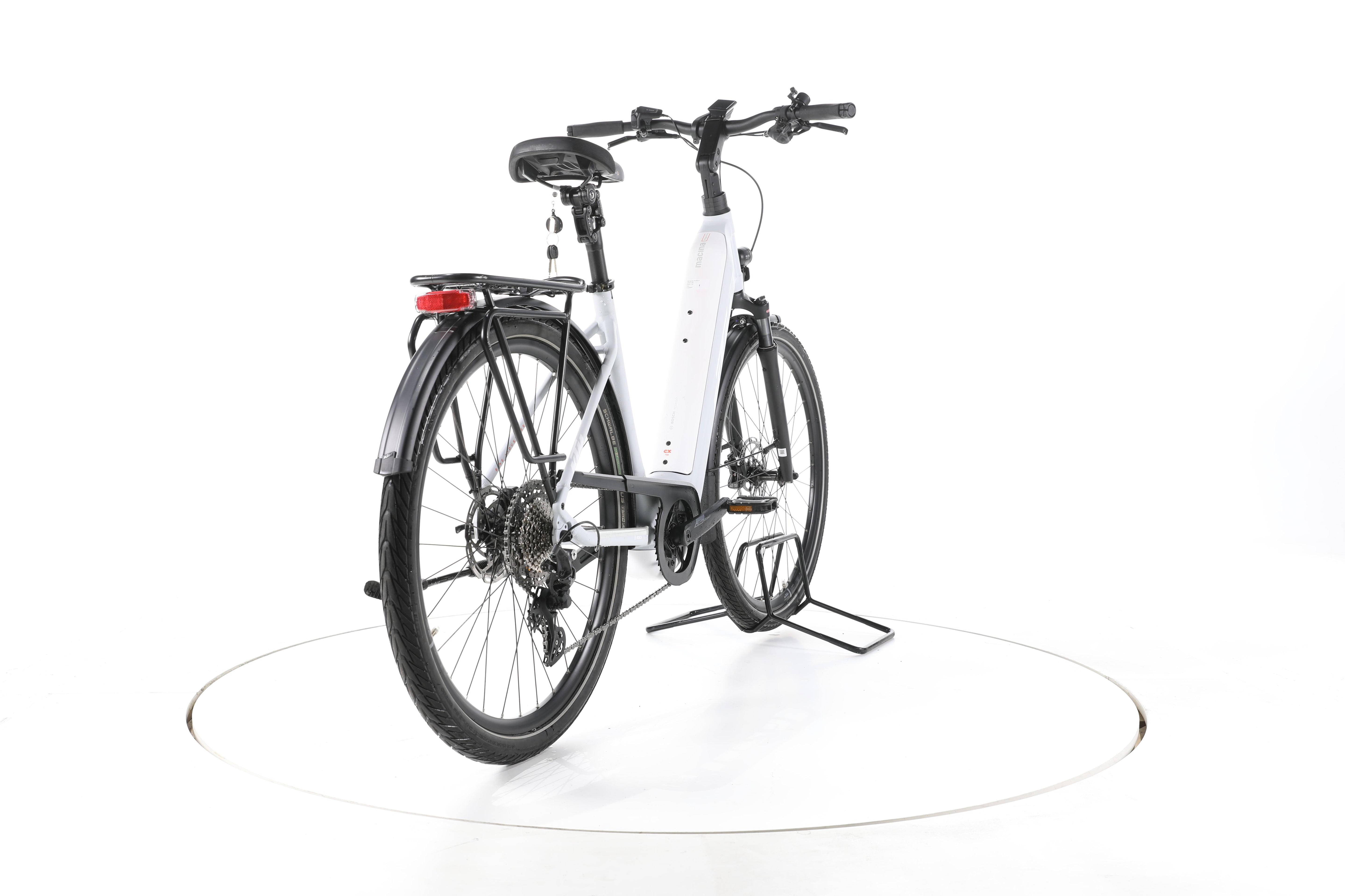 KTM Macina Style Pro Trekking E-Bike Tiefeinsteiger - Image 11
