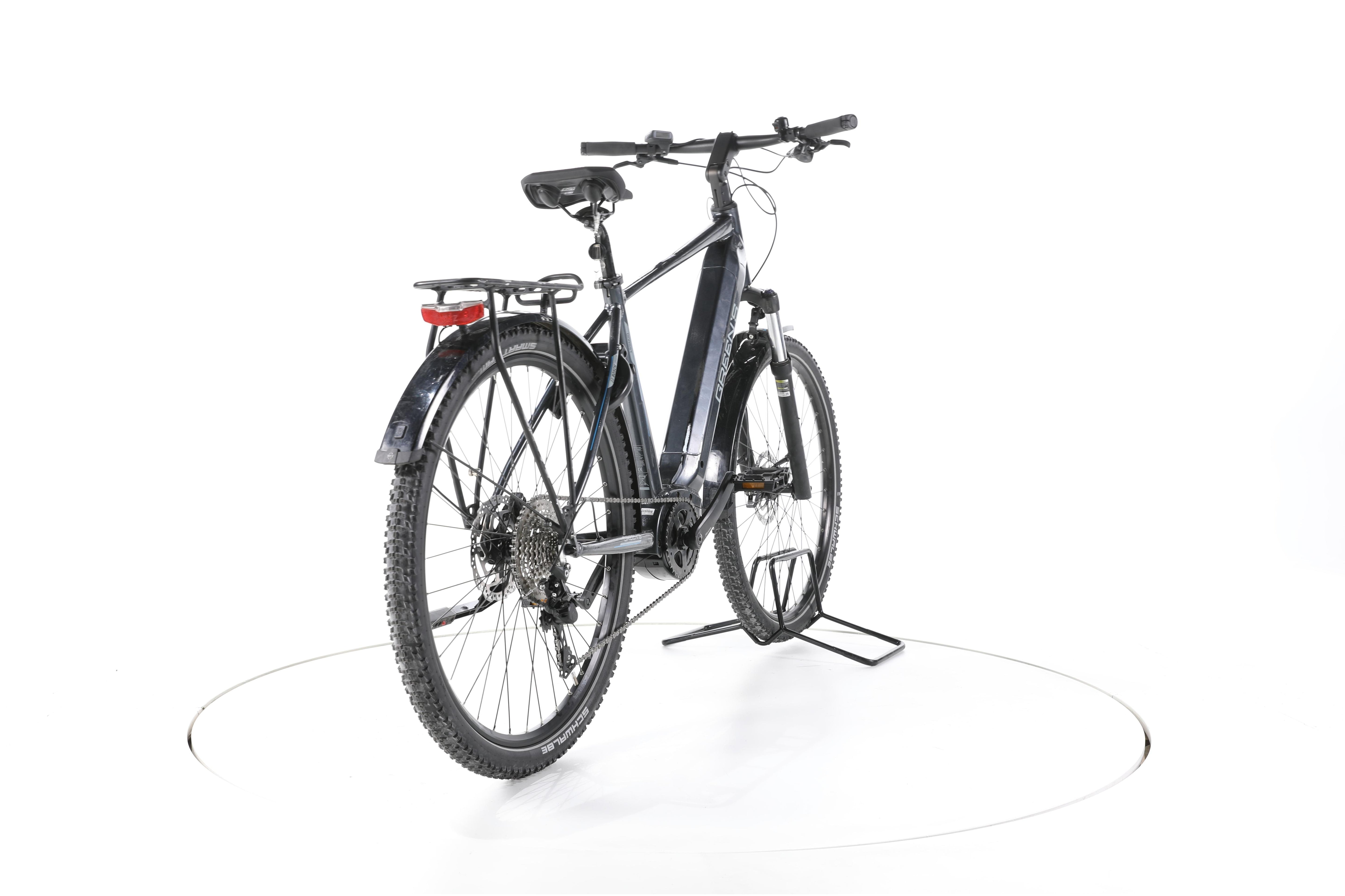 Green's Dorset Trekking E-Bike - Image 11