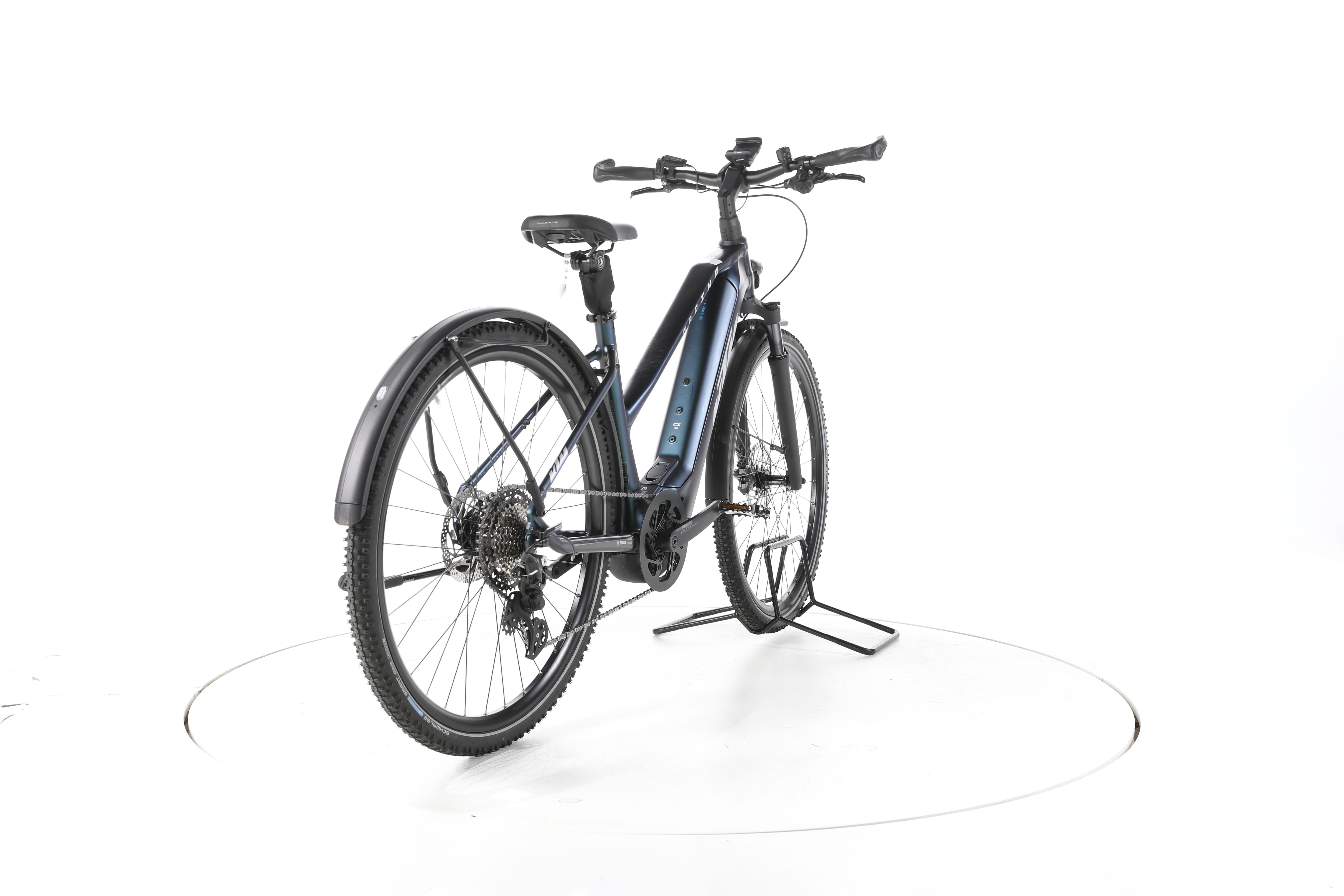 KTM Macina Cross LFC Trekking E-Bike - Image 11