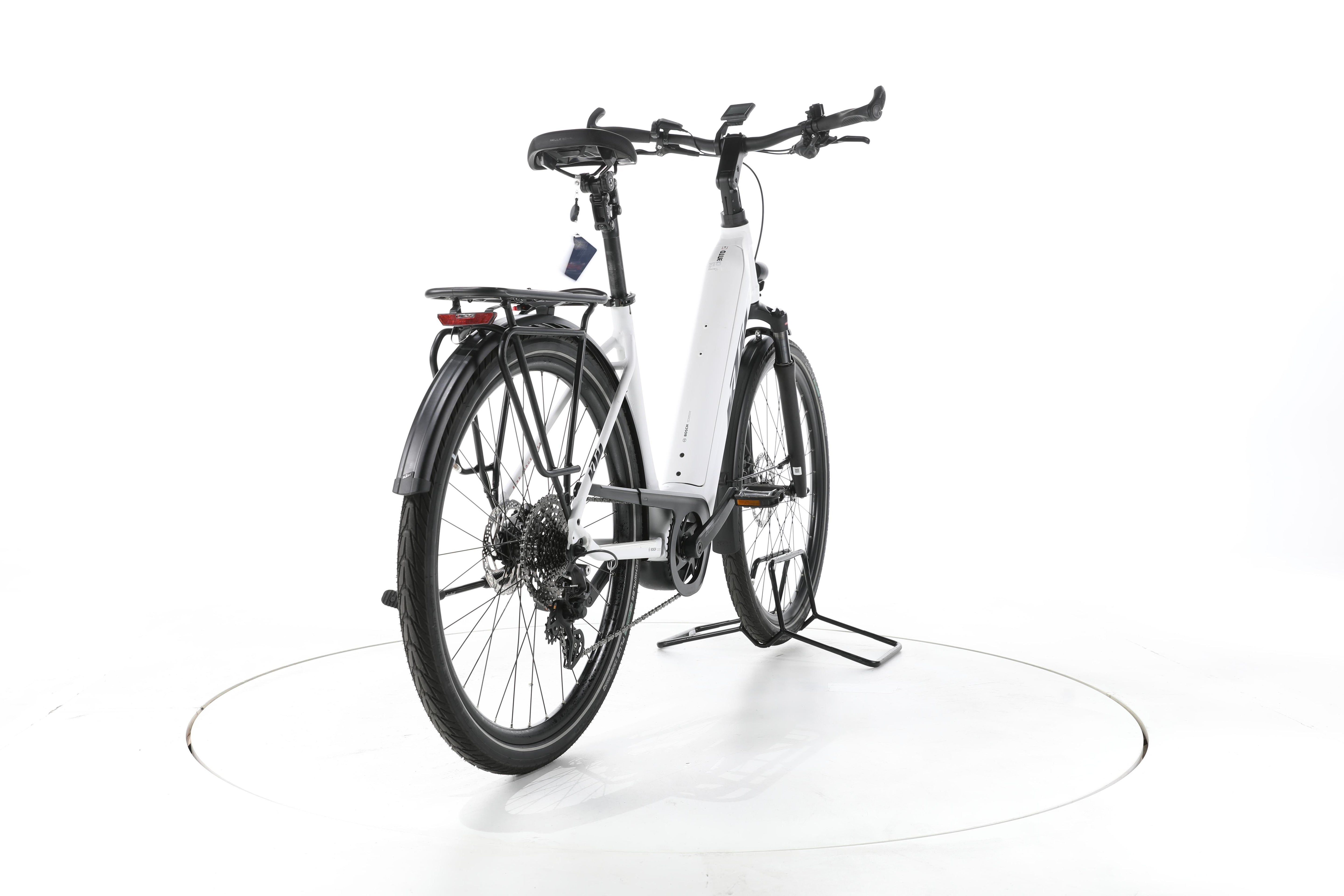 KTM Cento 10 Trekking E-Bike Tiefeinsteiger 2023 - Image 11