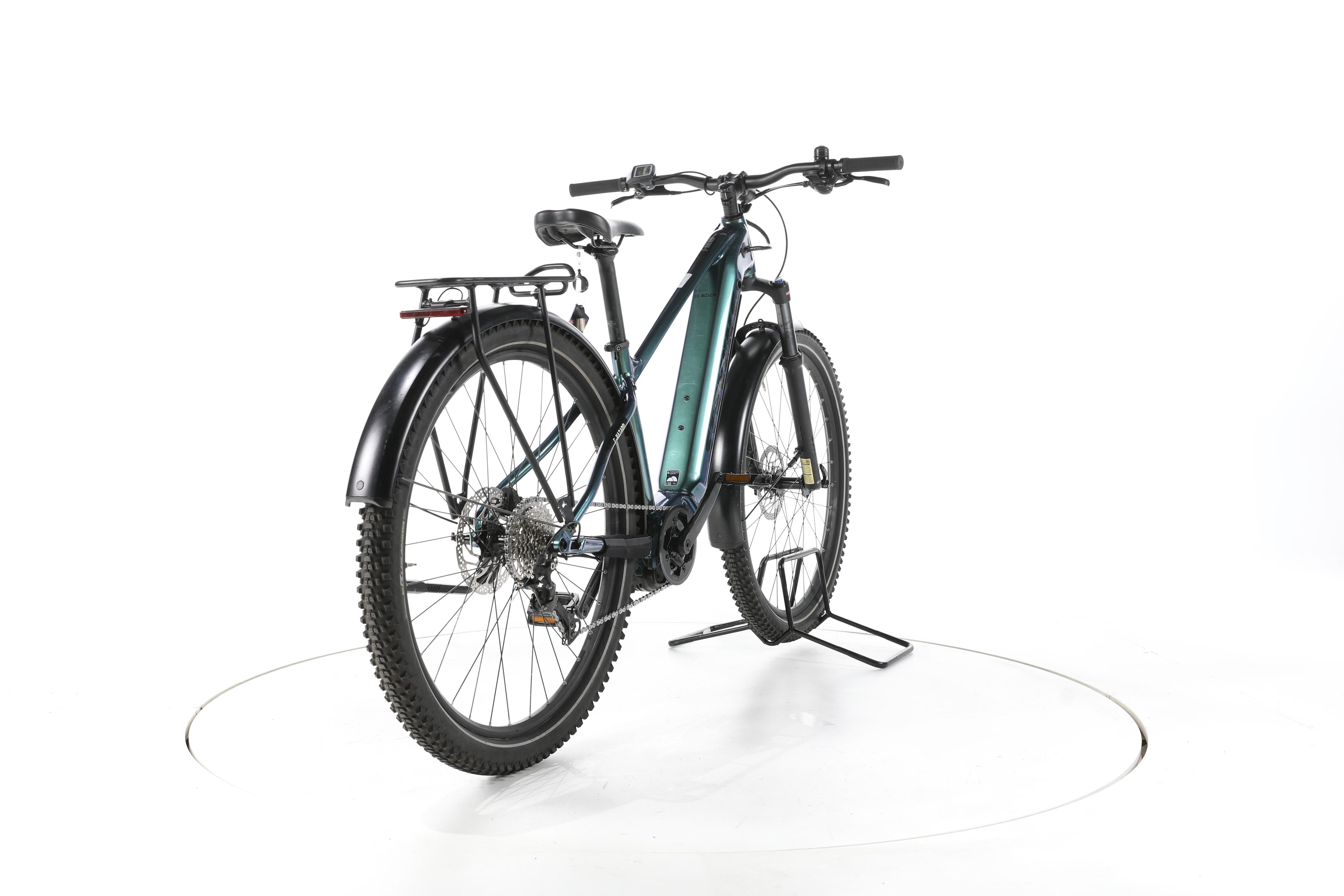 Stevens E-Hazard Trekking E-Bike - Image 11