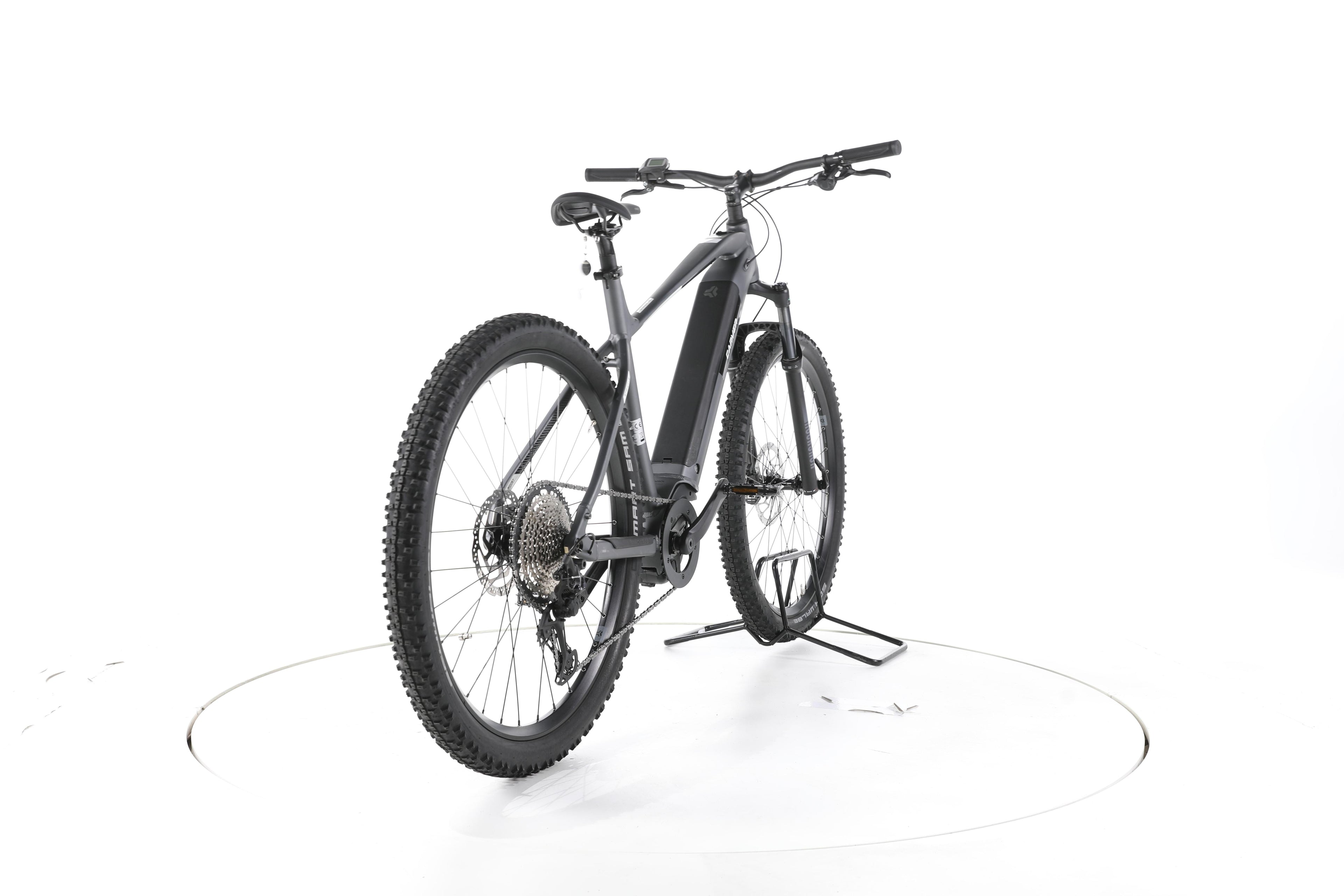 Carver Strict E.440 E-Bike - Image 11