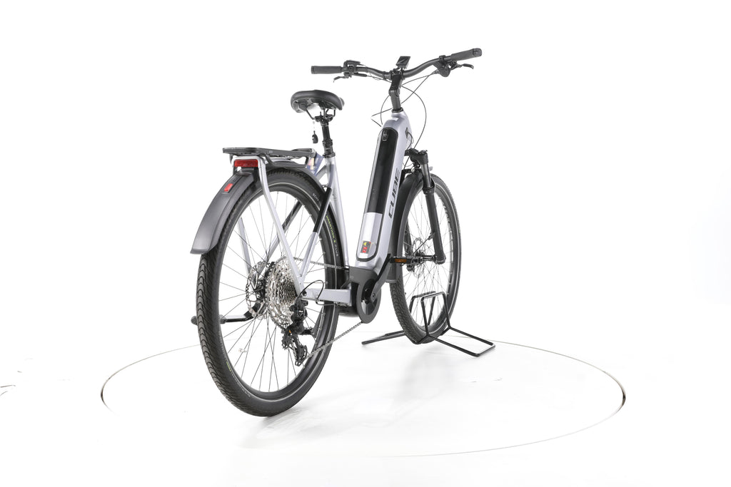 Cube Kathmandu Hybrid SLX Trekking E-Bike Tiefeinsteiger - Image 11