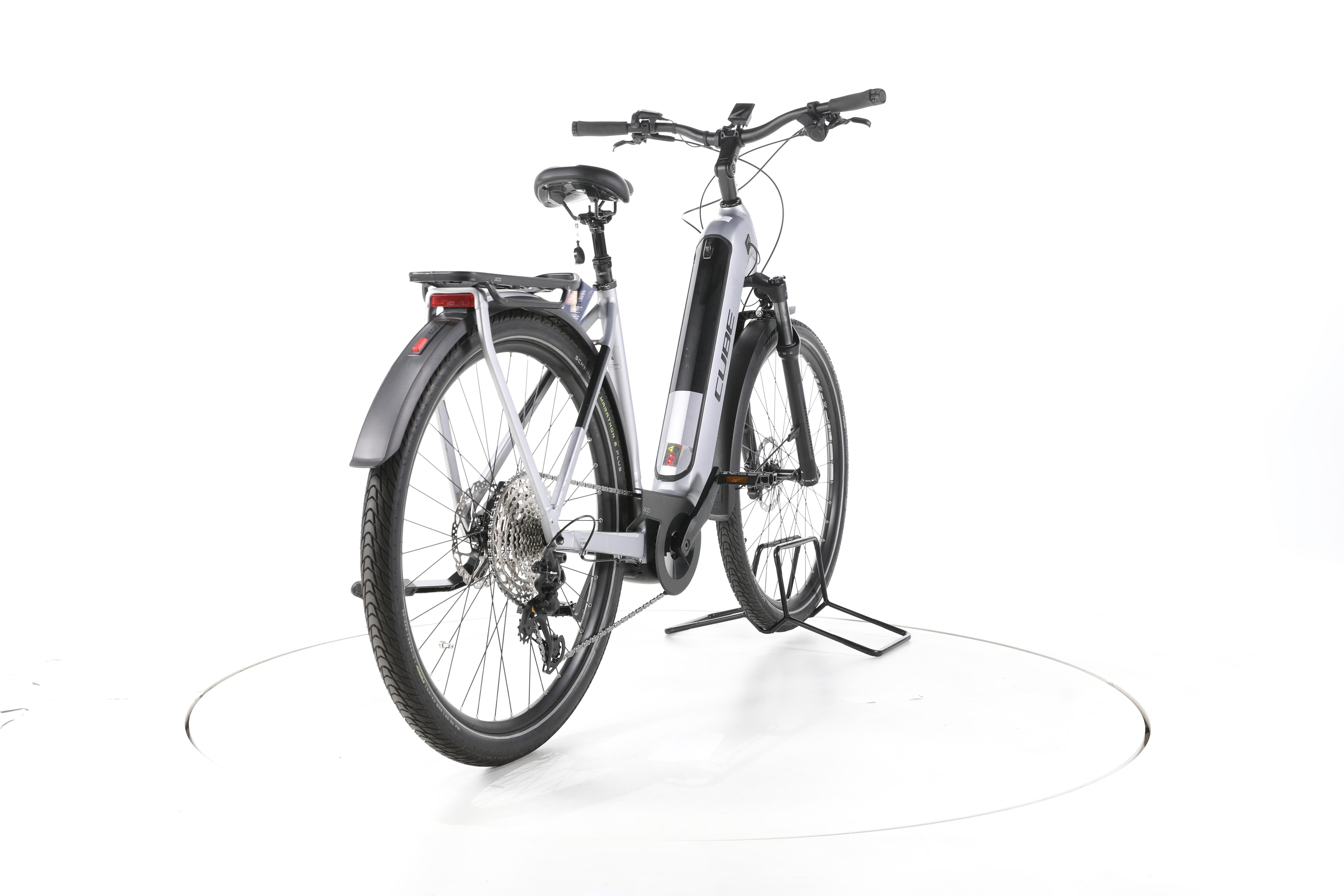 Cube Kathmandu Hybrid SLX Trekking E-Bike Tiefeinsteiger - Image 11