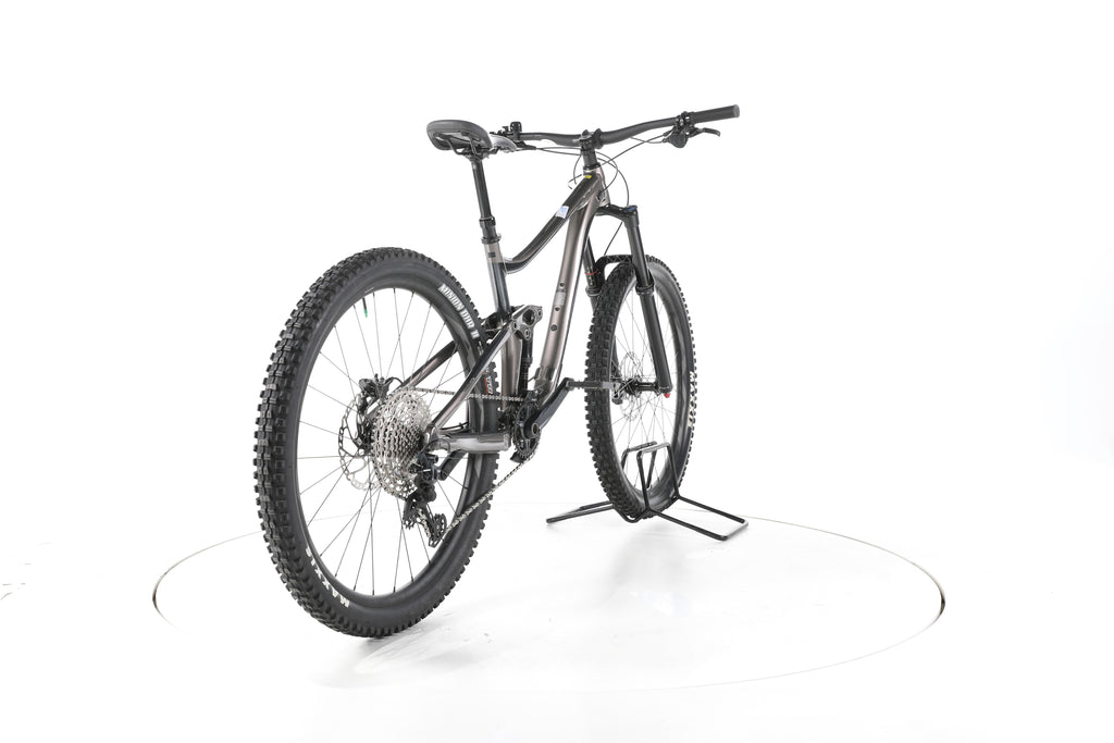 Giant Reign - Image 11