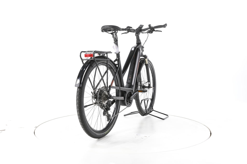 KTM Macina Ultimate XTS Trekking E-Bike - Image 11
