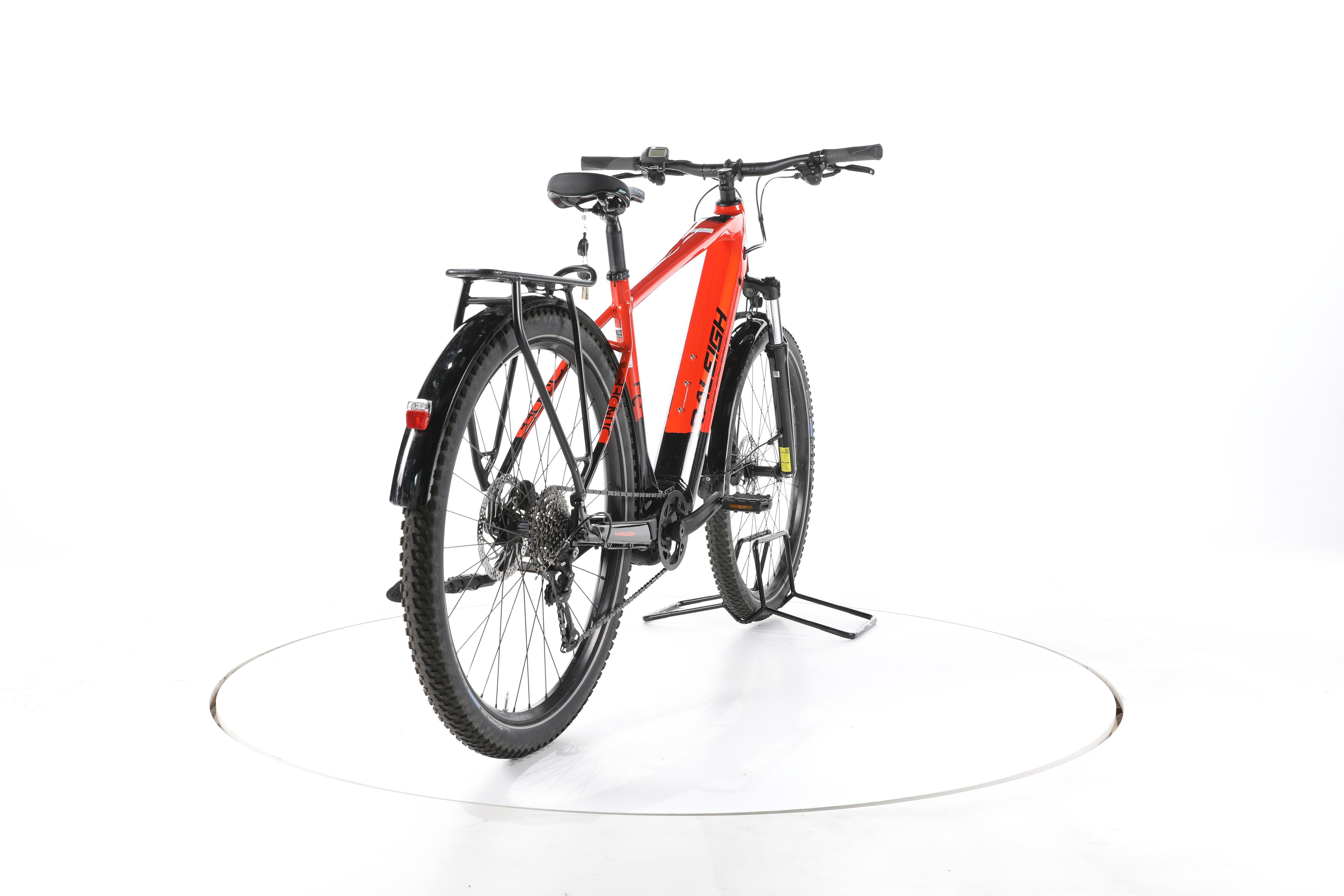 Raleigh Dundee 9 Trekking E-Bike - Image 11
