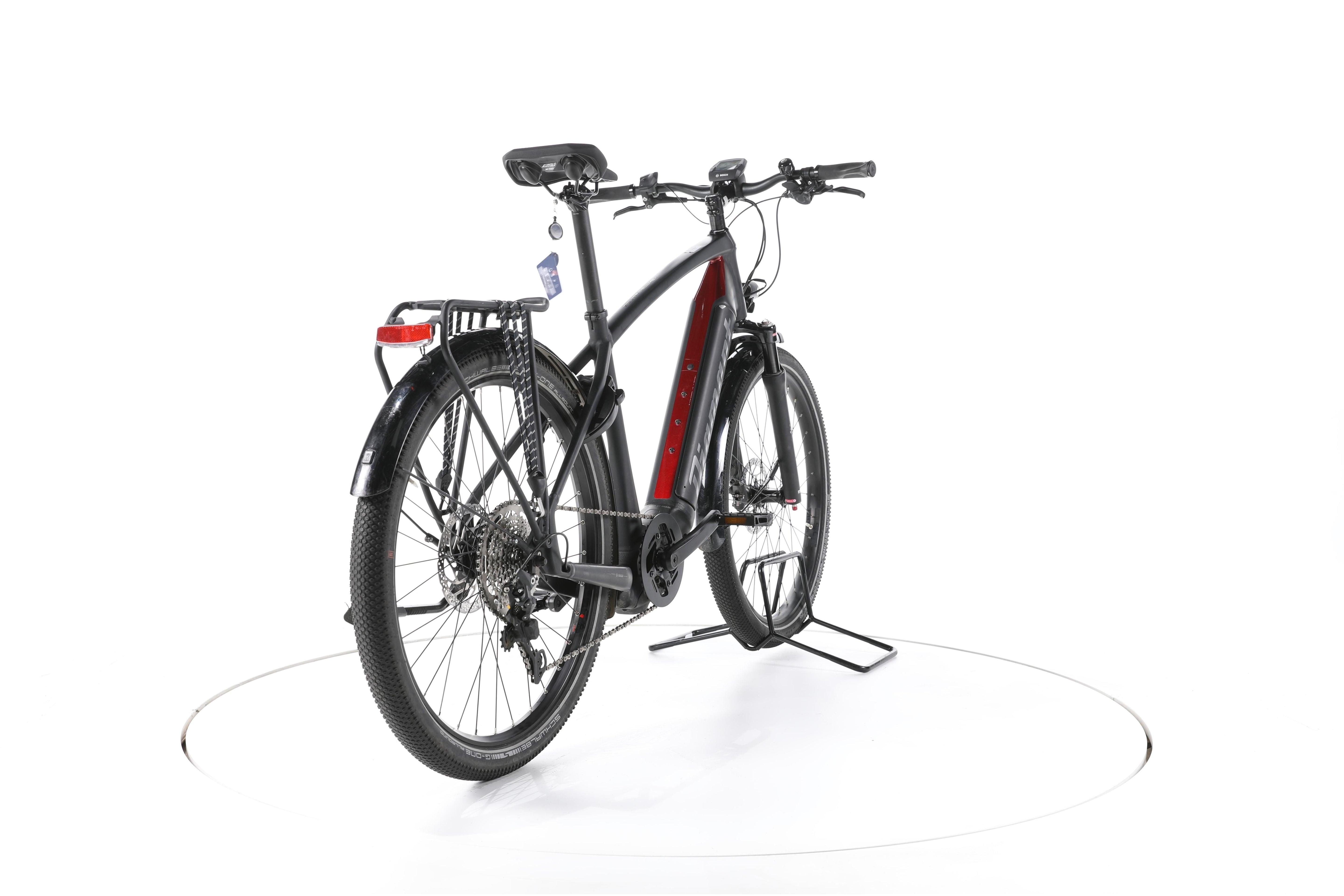 Diamant Zouma Deluxe+ Trekking E-Bike - Image 11