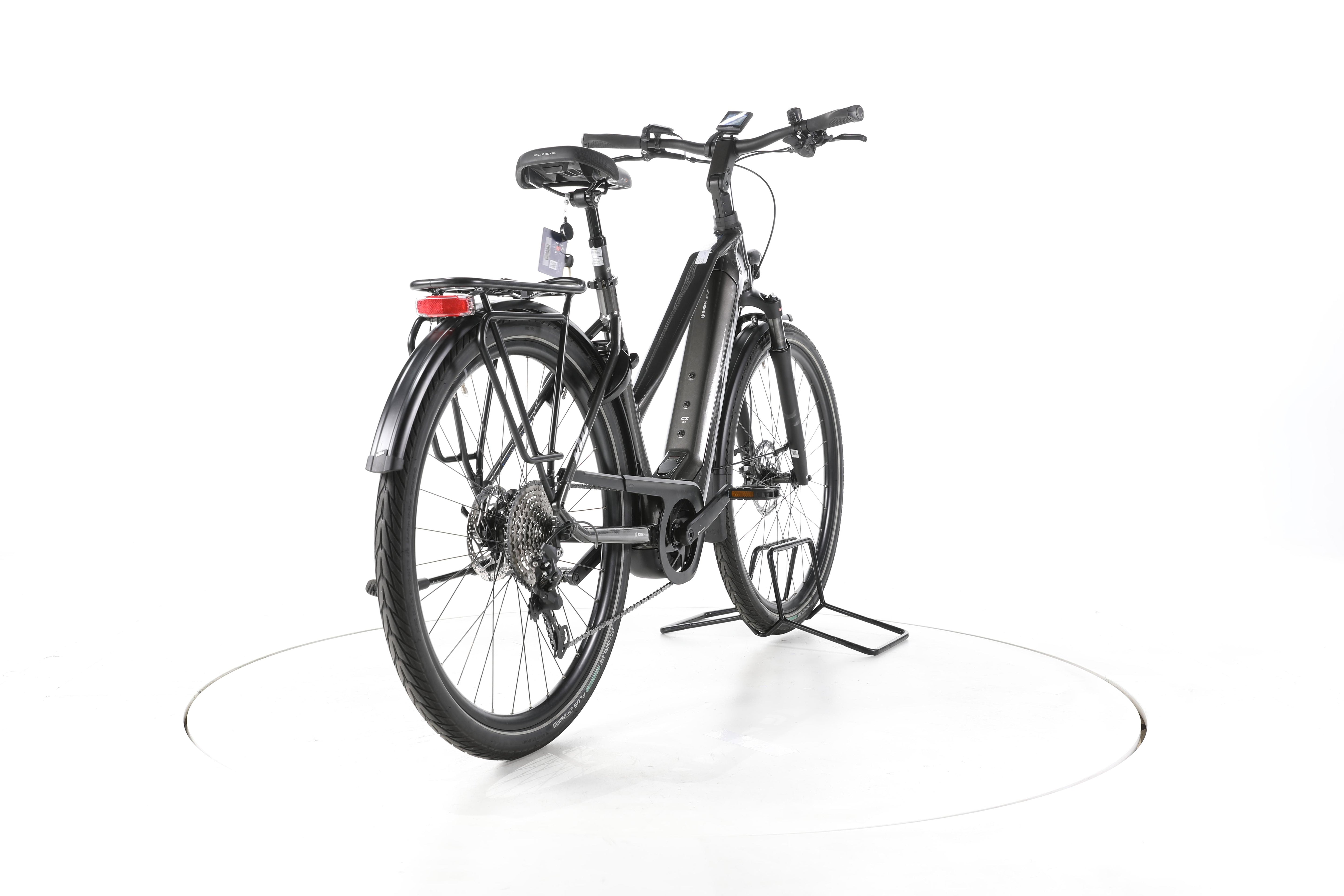 KTM MACINA STYLE 740 Trekking E-Bike - Image 11