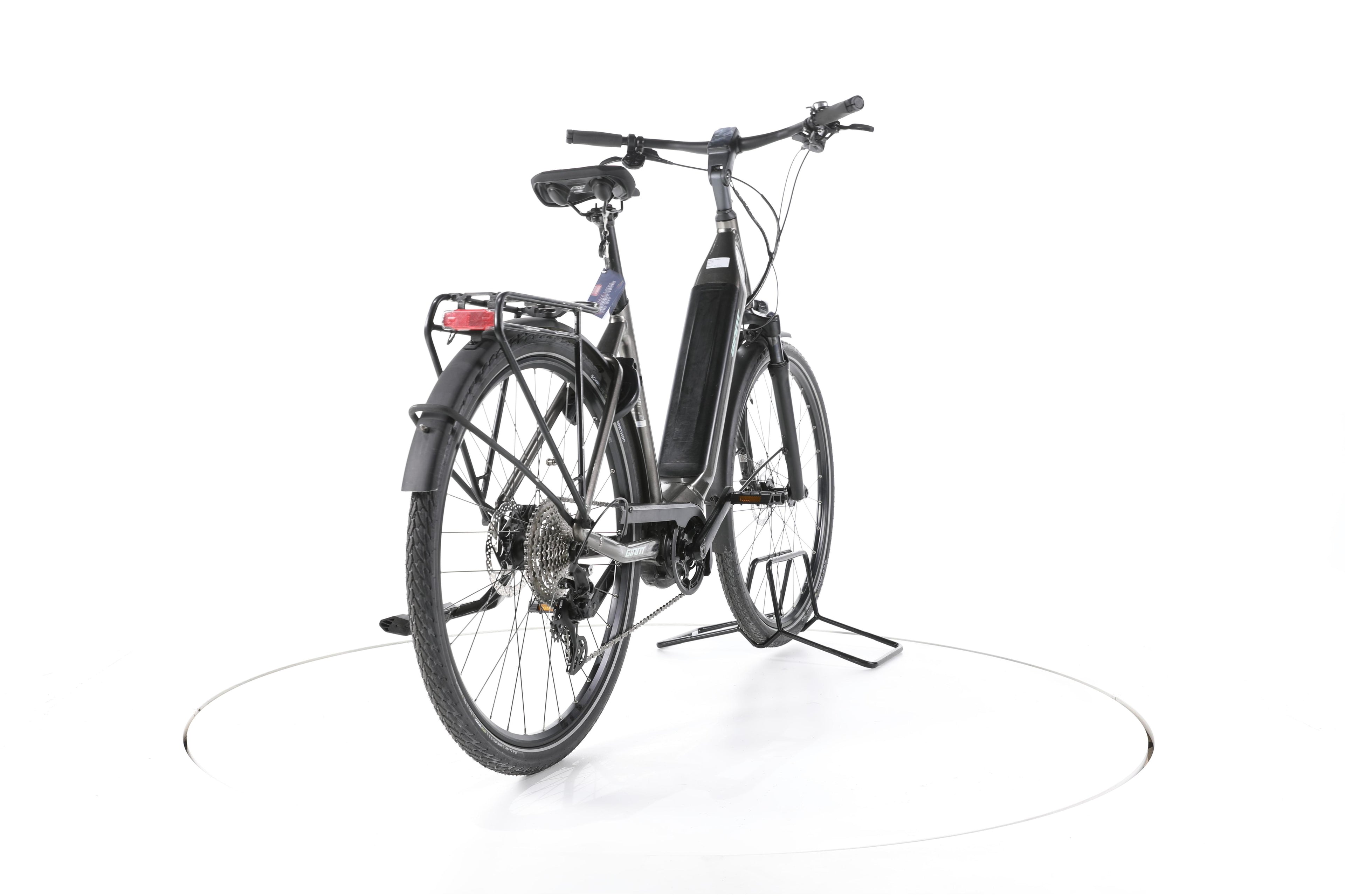 Giant DailyTour E+ 2 D Trekking E-Bike Tiefeinsteiger - Image 11
