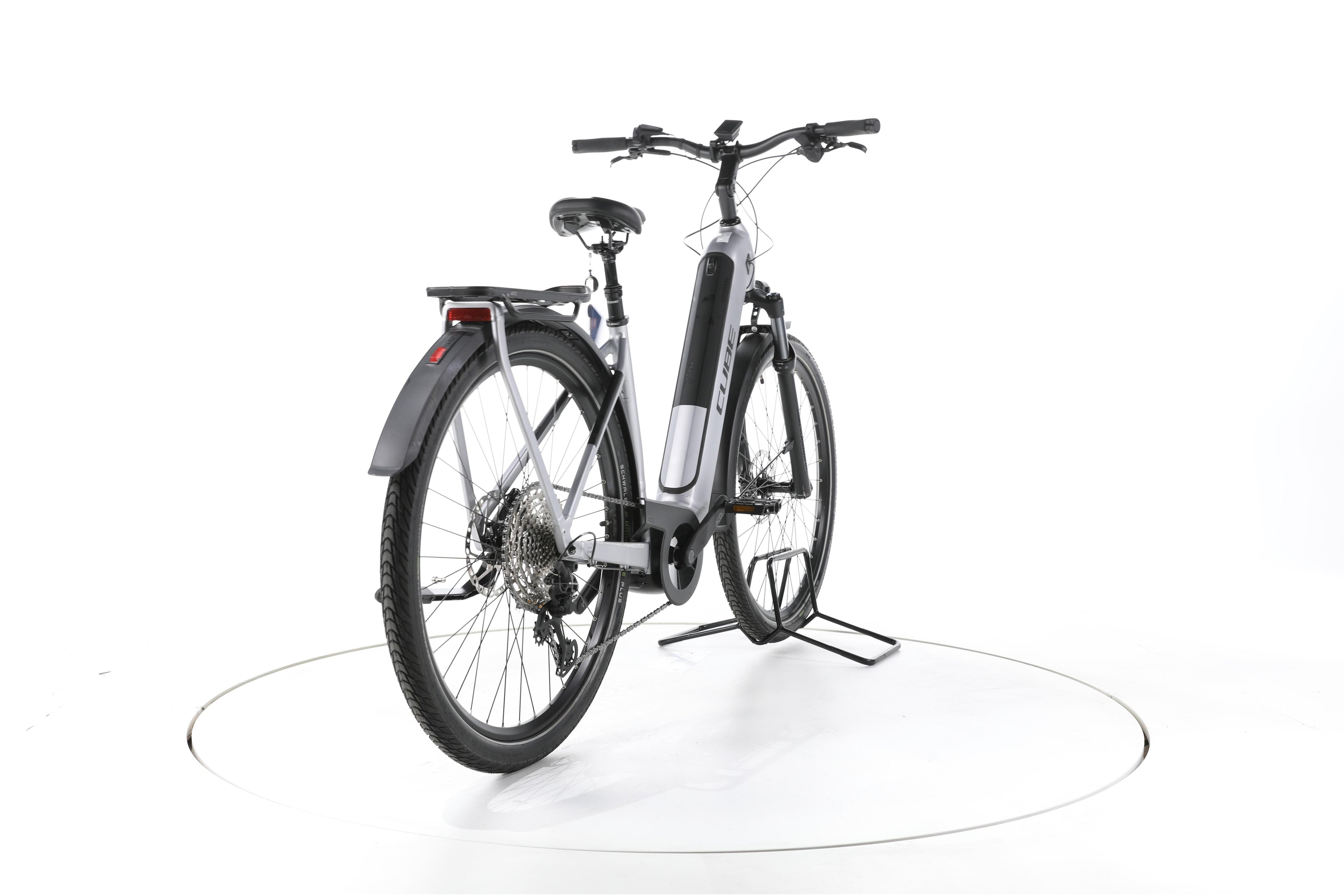 Cube Kathmandu Hybrid SLX Trekking E-Bike 2024 - Image 11