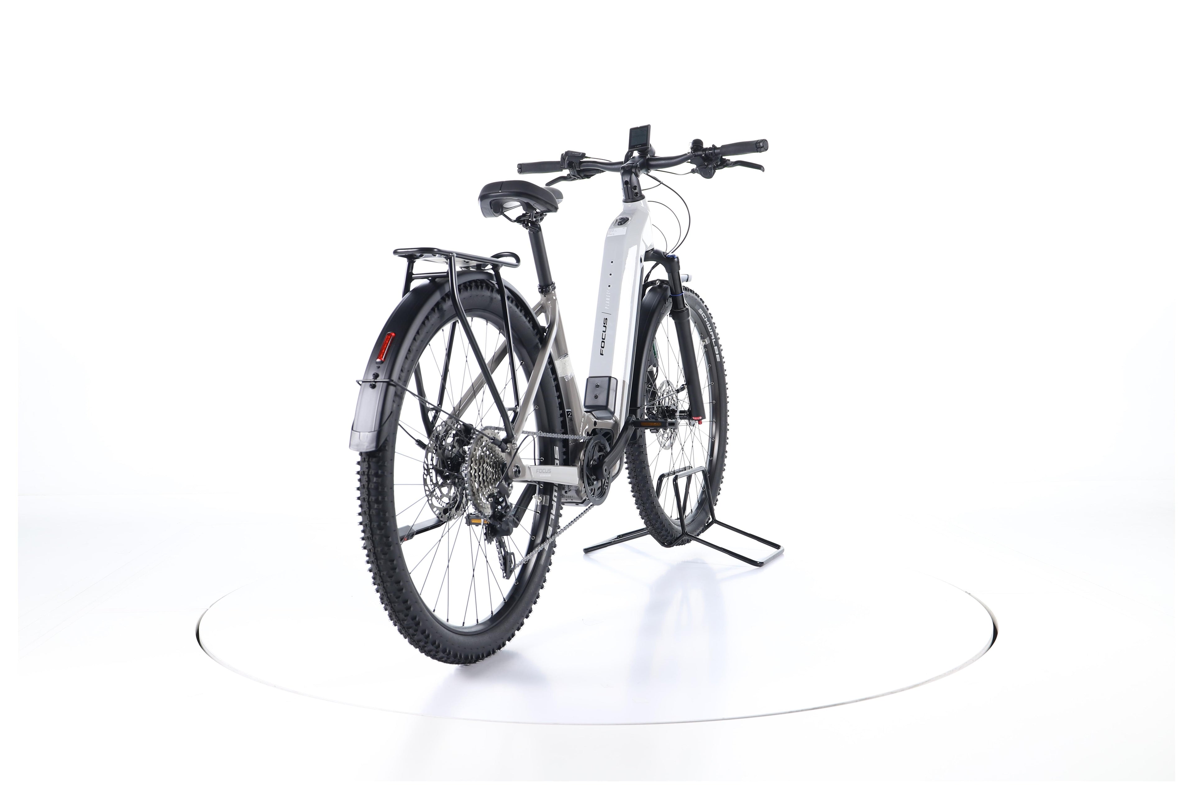Focus Planet² 6.8 Trekking E-Bike Tiefeinsteiger 2023 - Image 11
