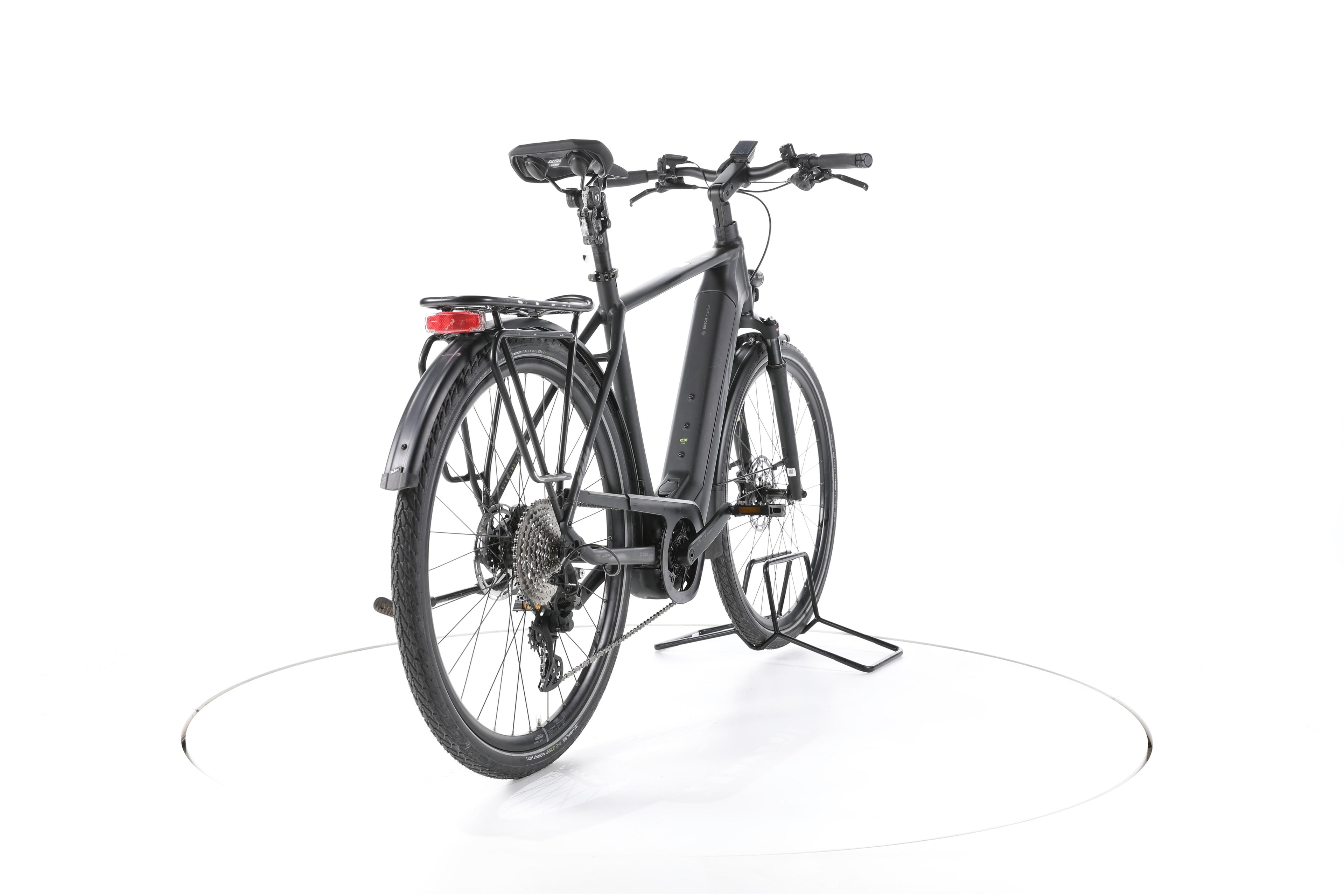 KTM Macina Style Pro Trekking E-Bike - Image 11