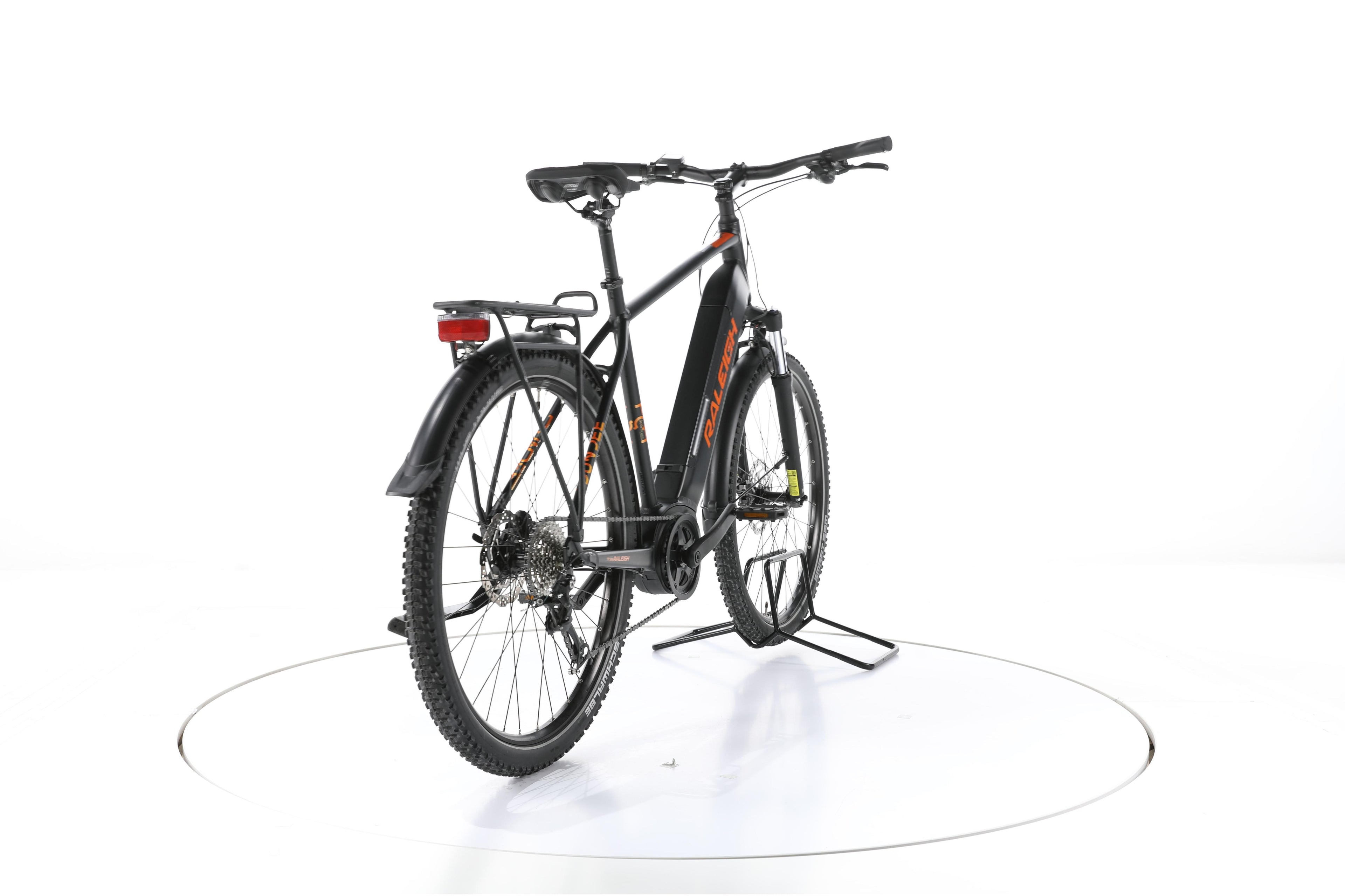 Raleigh DUNDEE LTD Trekking E-Bike - Image 11