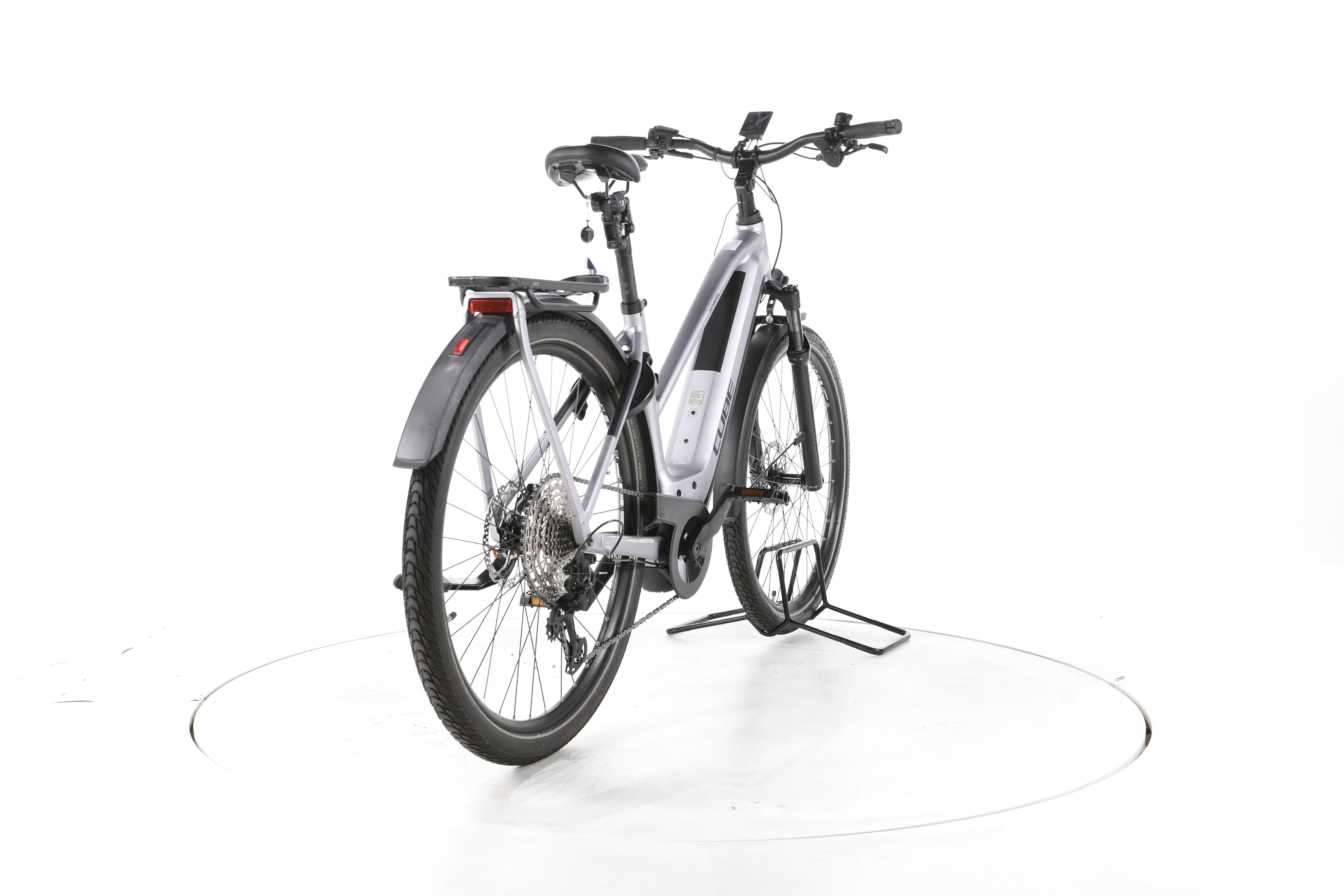 Cube Kathmandu Hybrid SLX Trekking E-Bike - Image 11