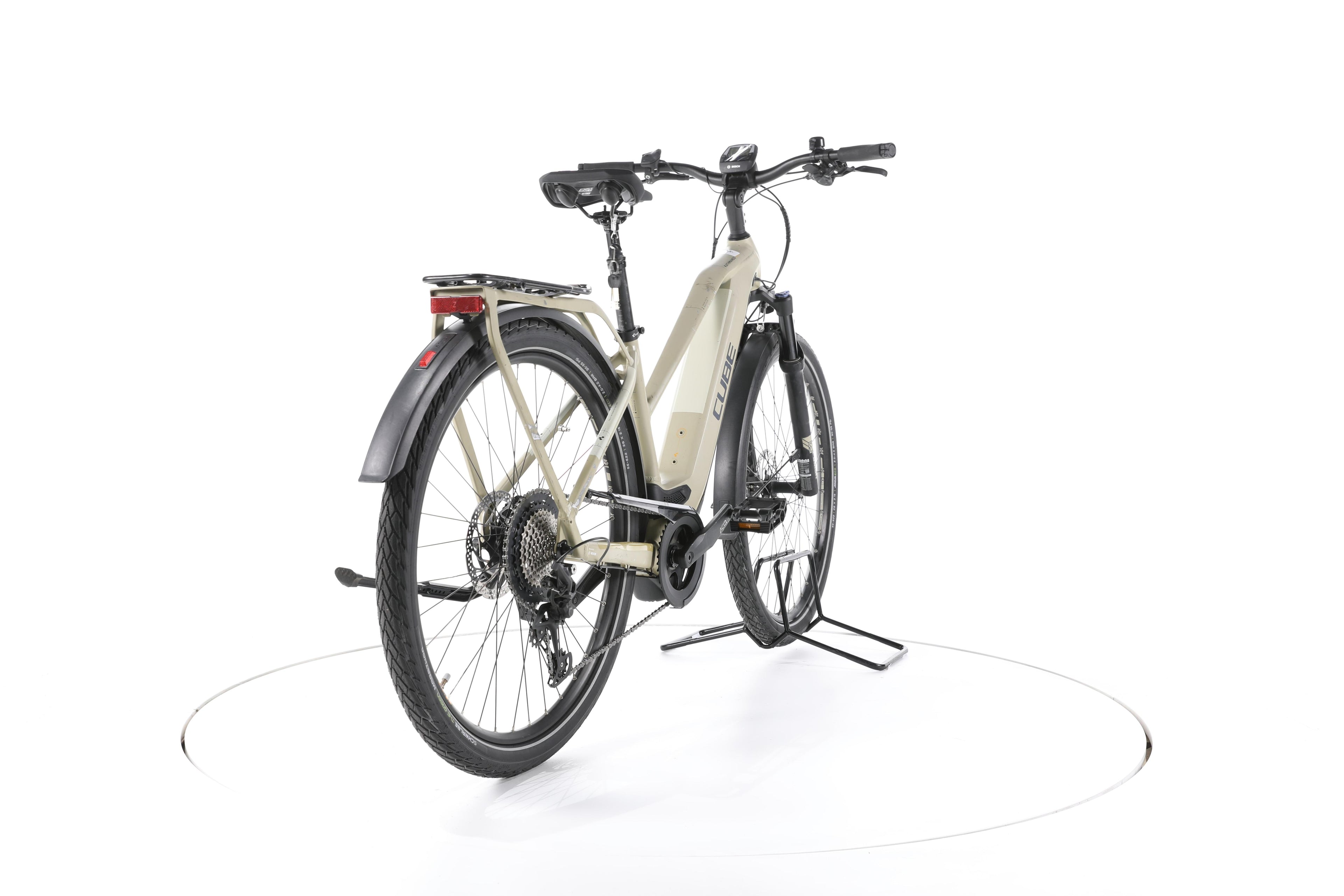 Cube Kathmandu Hybrid Pro Trekking E-Bike - Image 11