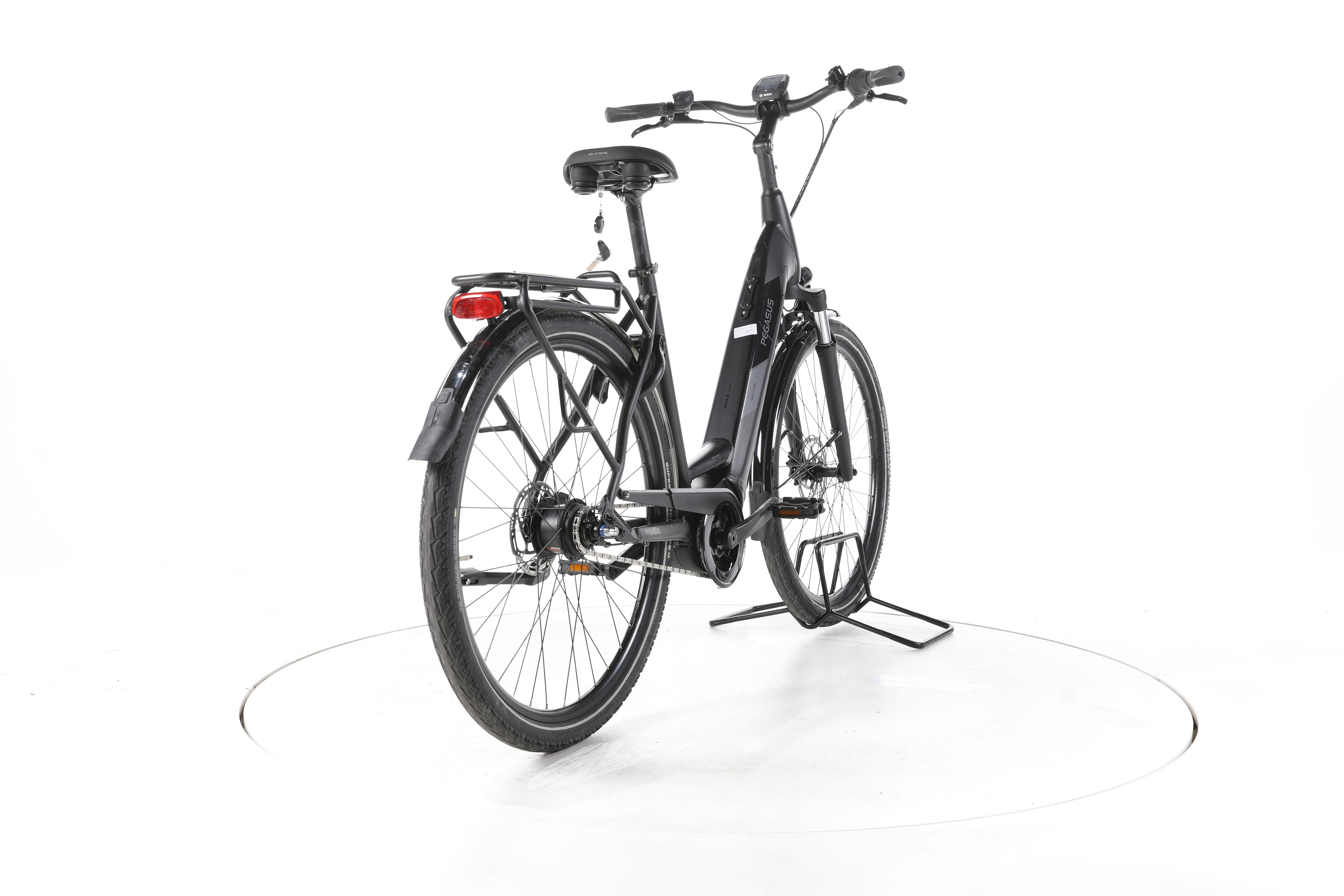Pegasus Solero EVO 8F Trekking E-Bike Tiefeinsteiger - Image 11
