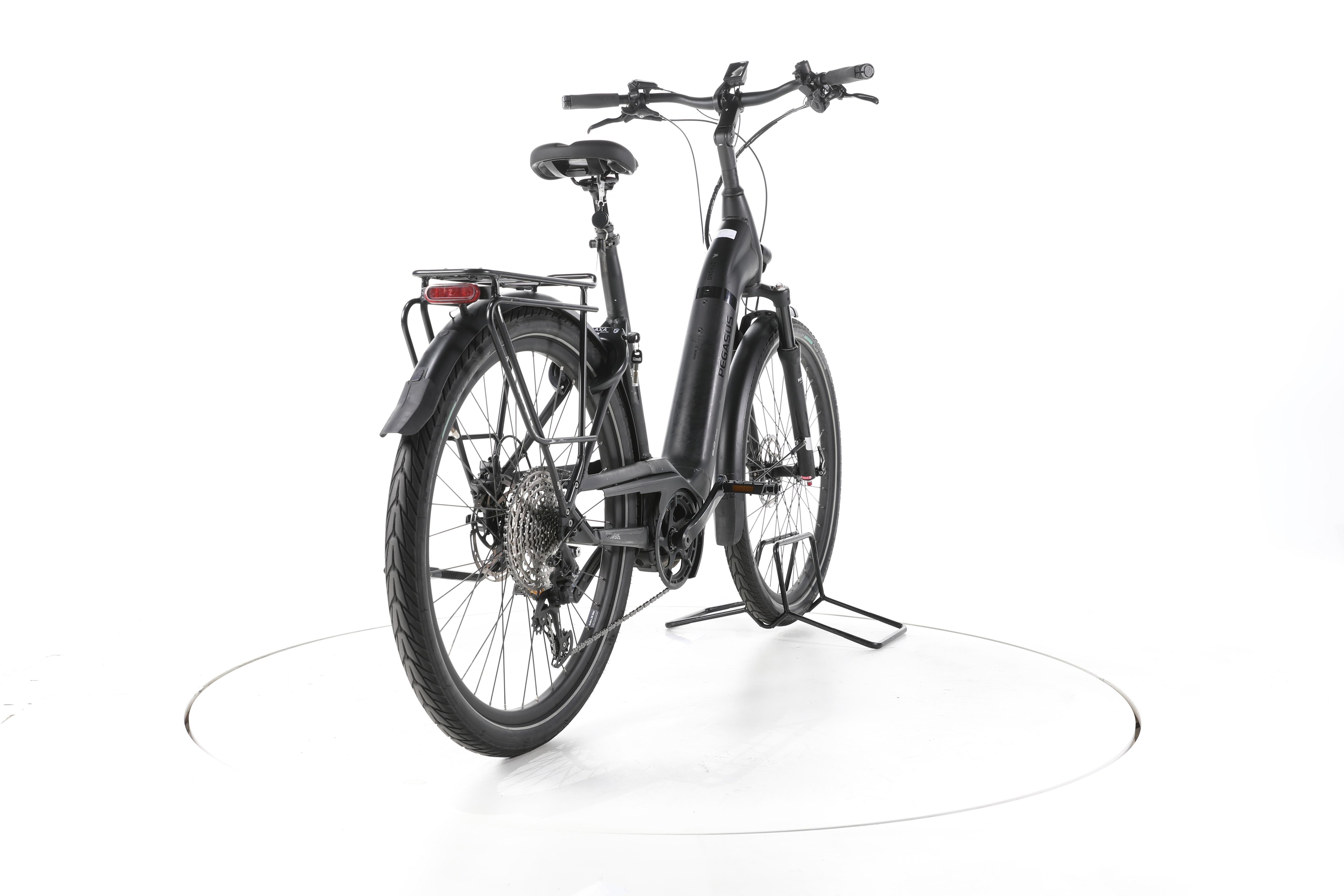 Pegasus Strong Evo 12 Lite Trekking E-Bike Tiefeinsteiger - Image 11
