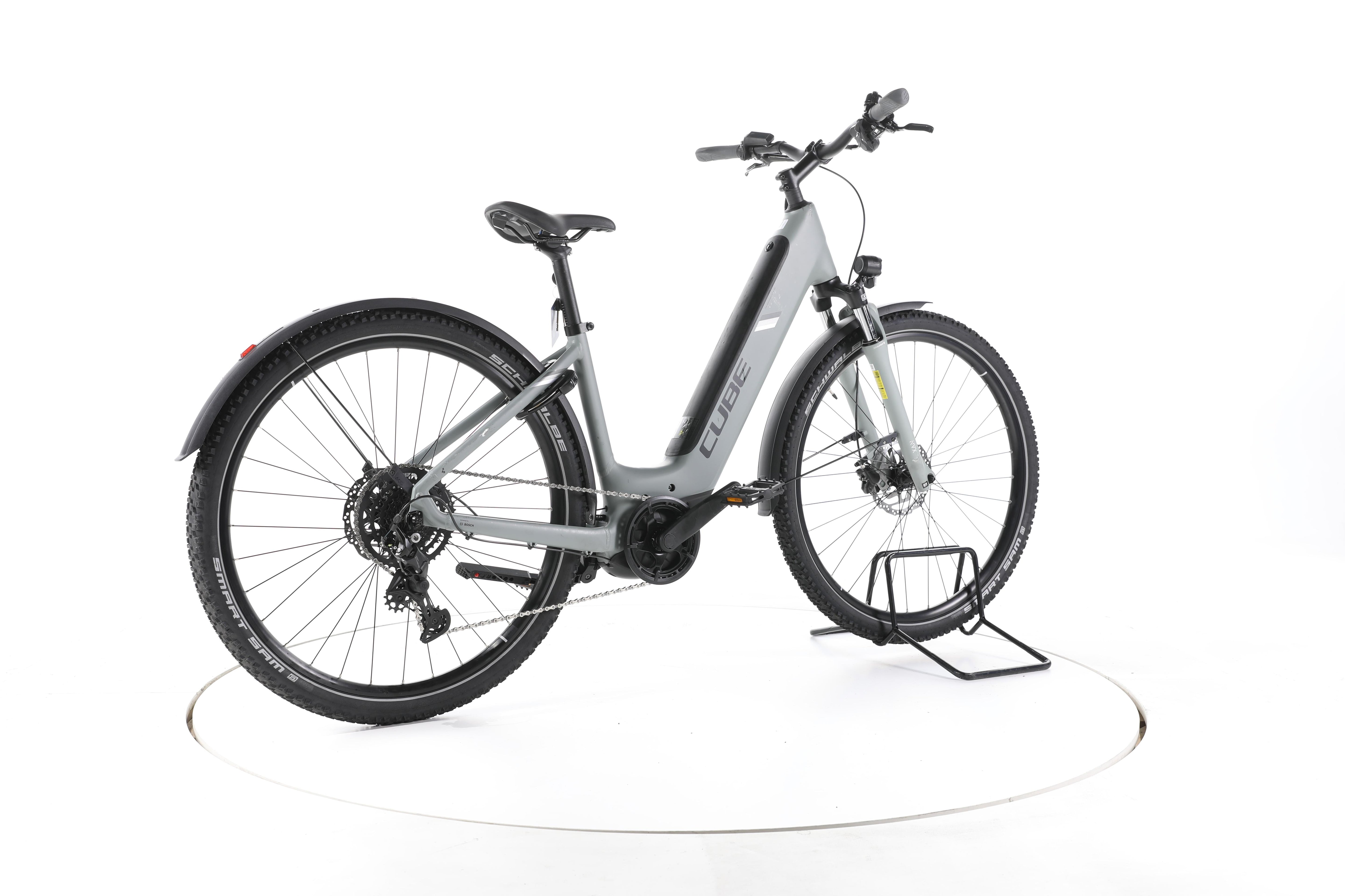 Cube Nuride Hybrid Performance 625 Allroad Trekking E-Bike Tiefeinsteiger 2025 - Image 12