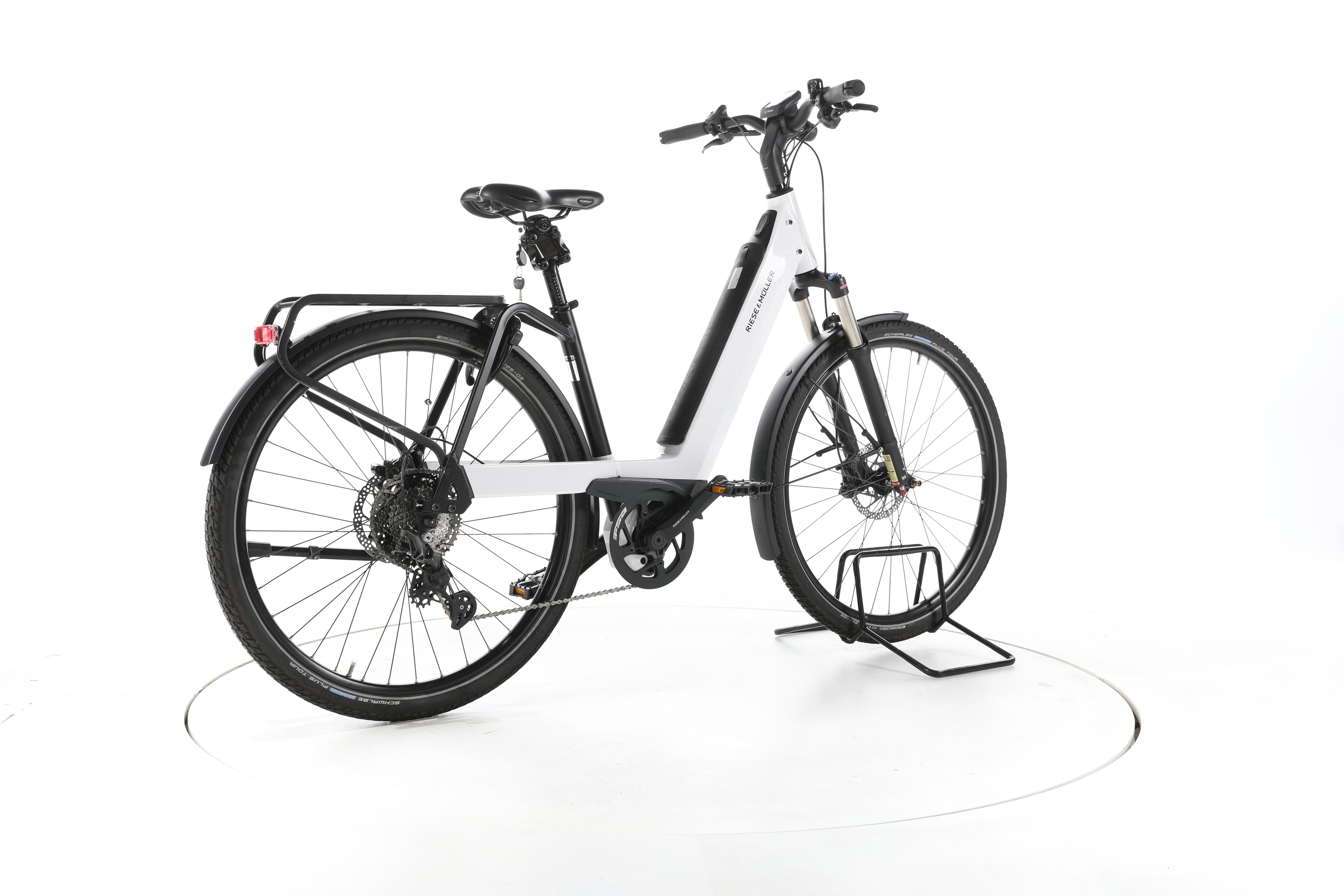 Riese & Müller Nevo touring Trekking E-Bike Tiefeinsteiger - Image 12
