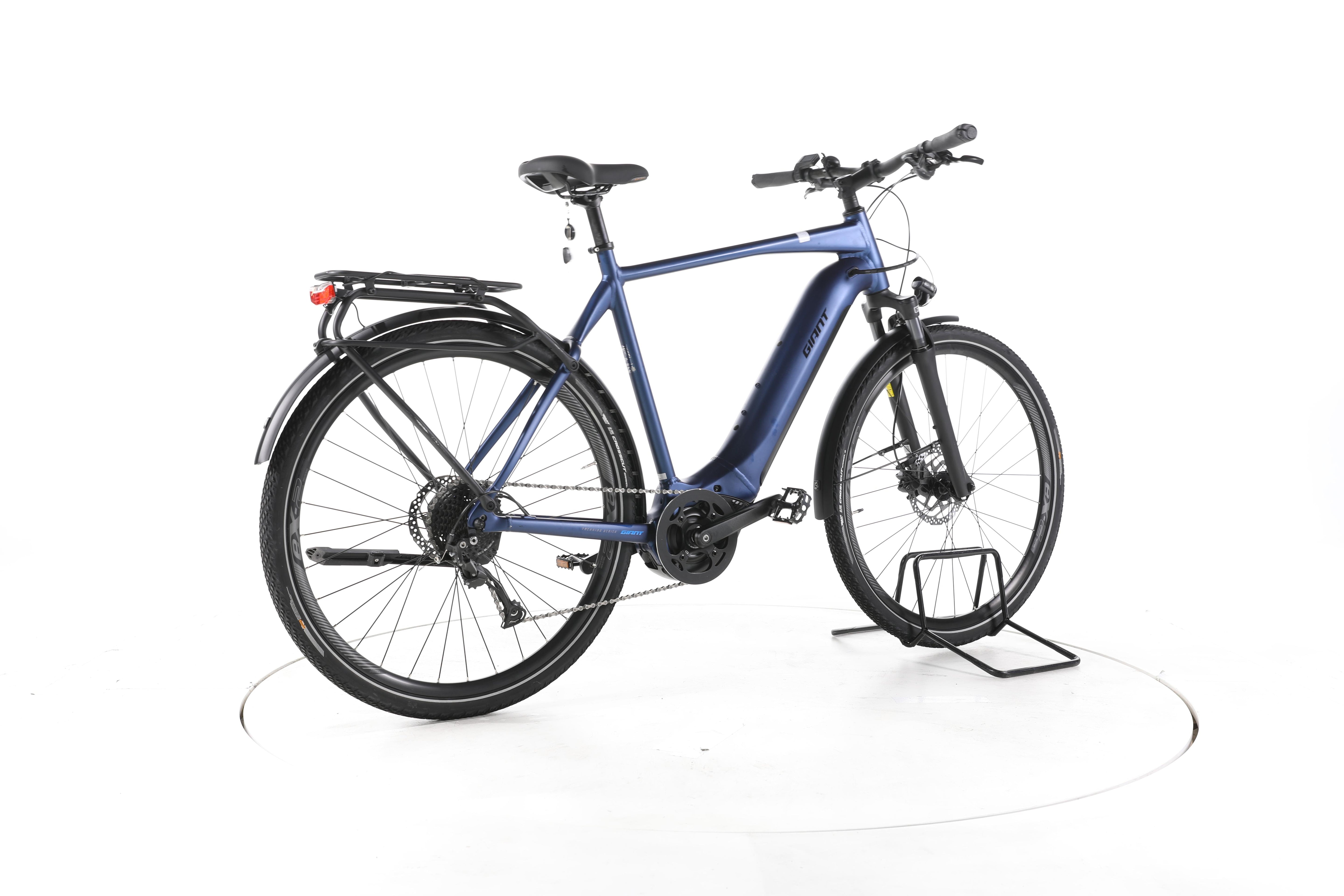 Giant Explore E+ 2 GTS Trekking E-Bike - Image 12