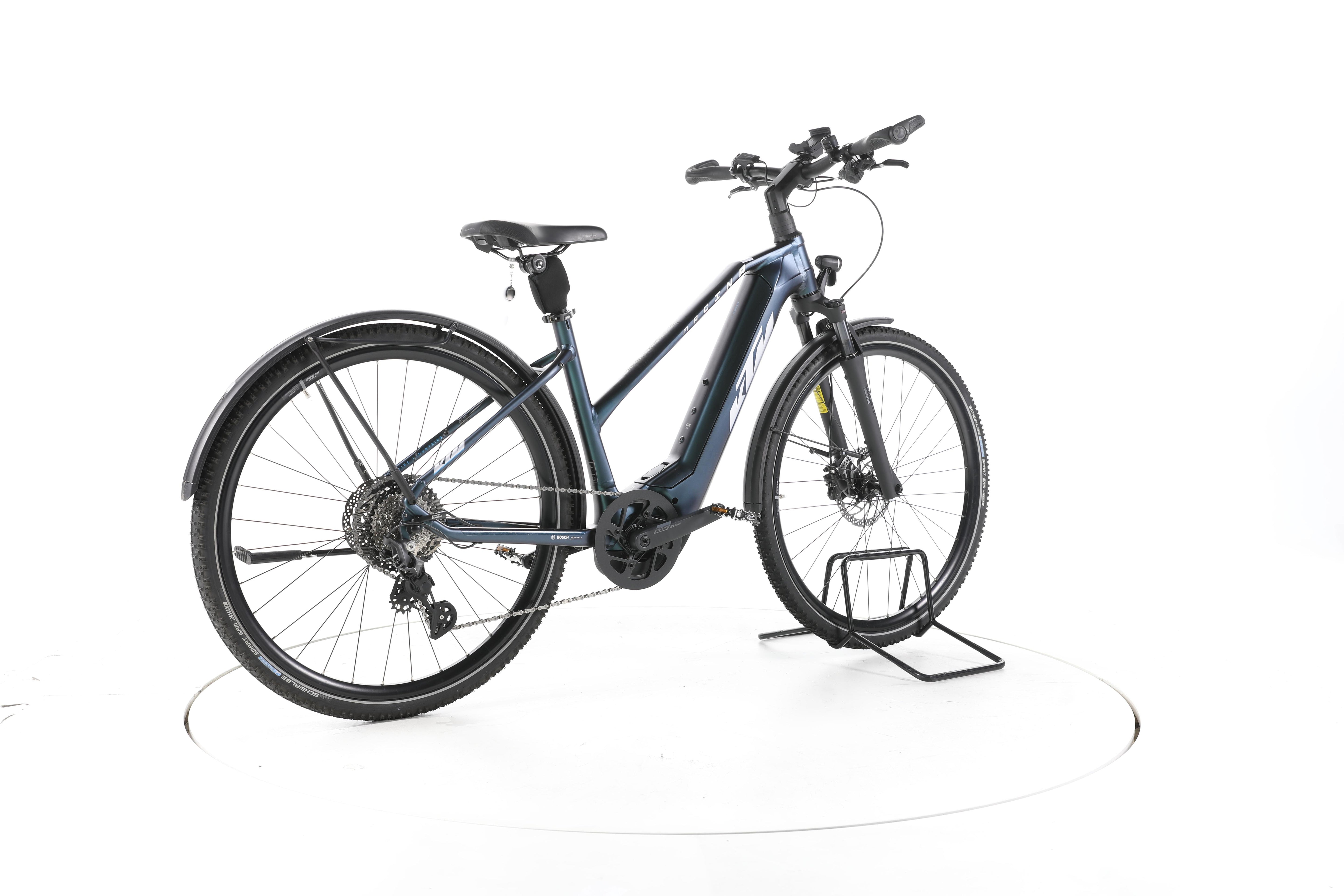 KTM Macina Cross LFC Trekking E-Bike - Image 12