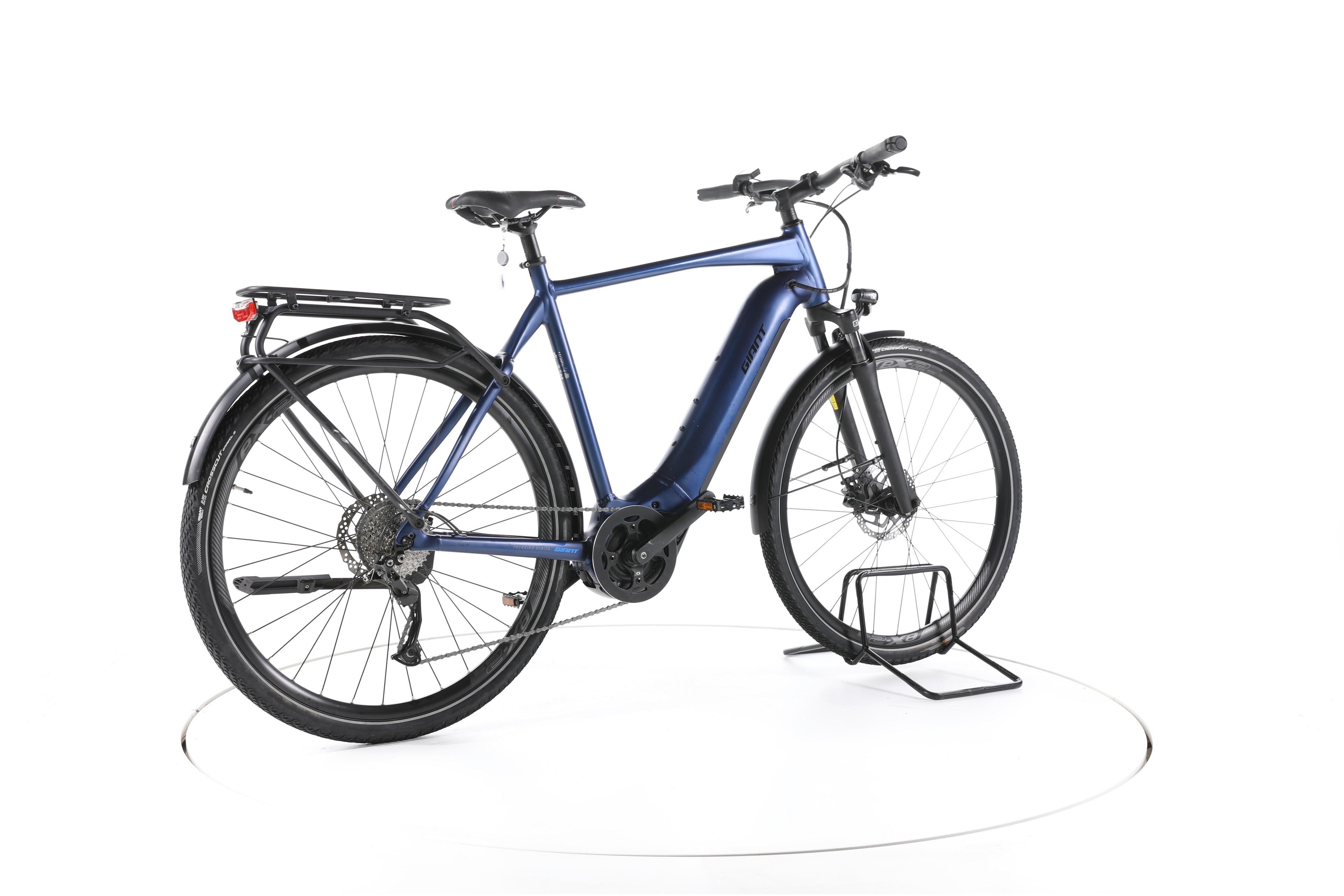 Giant Explore E+ 2 Trekking E-Bike - Image 12