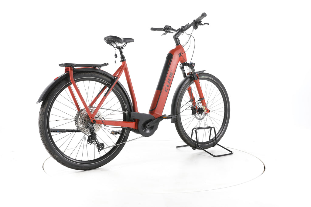 Cube Kathmandu Hybrid Trekking E-Bike Tiefeinsteiger - Image 12