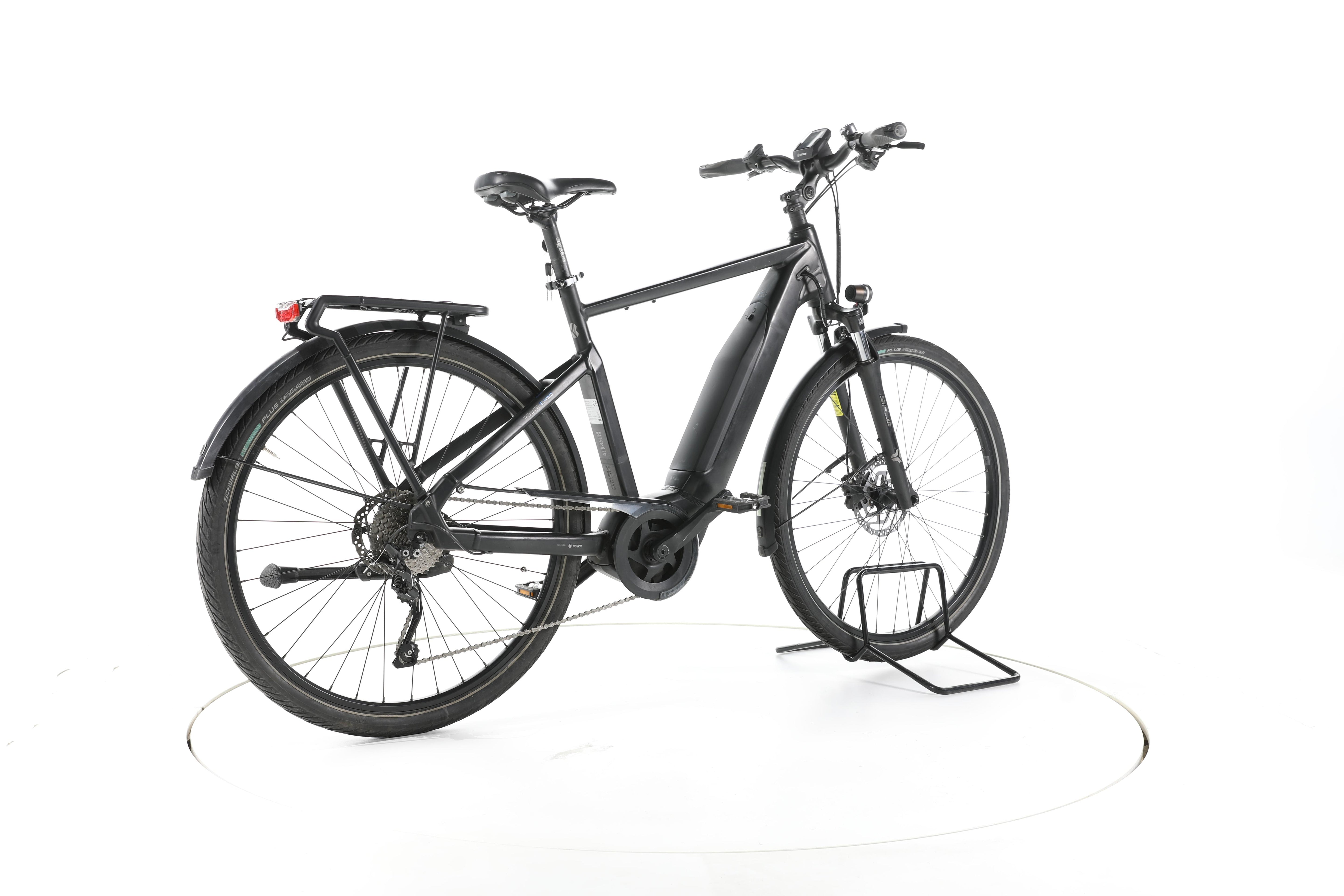 Carver Route E.430 Trekking E-Bike - Image 12
