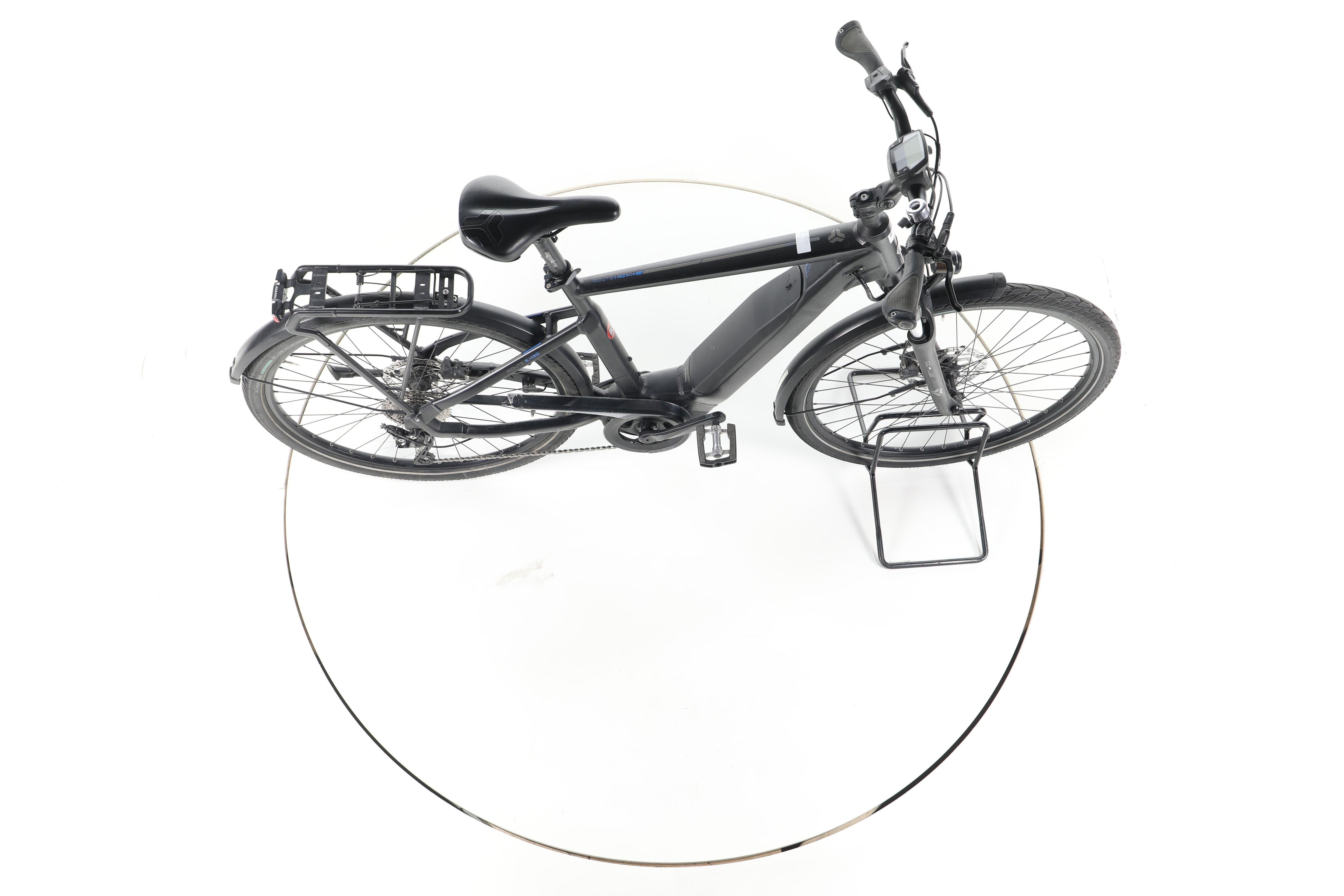 Carver Route E.430 Trekking E-Bike - Image 13