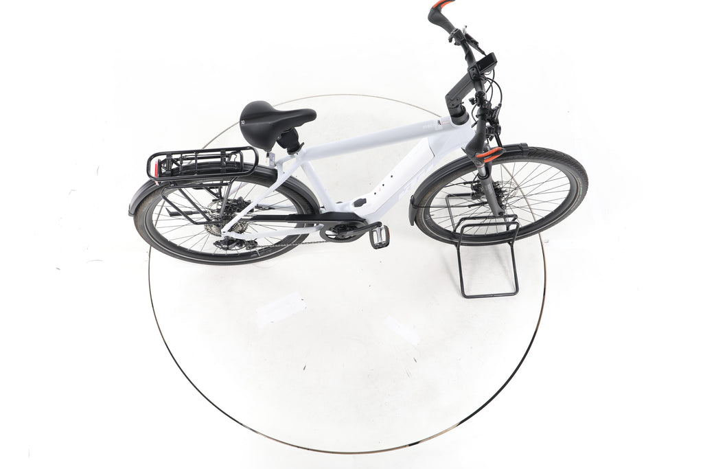 KTM Macina Style Pro Trekking E-Bike - Image 13