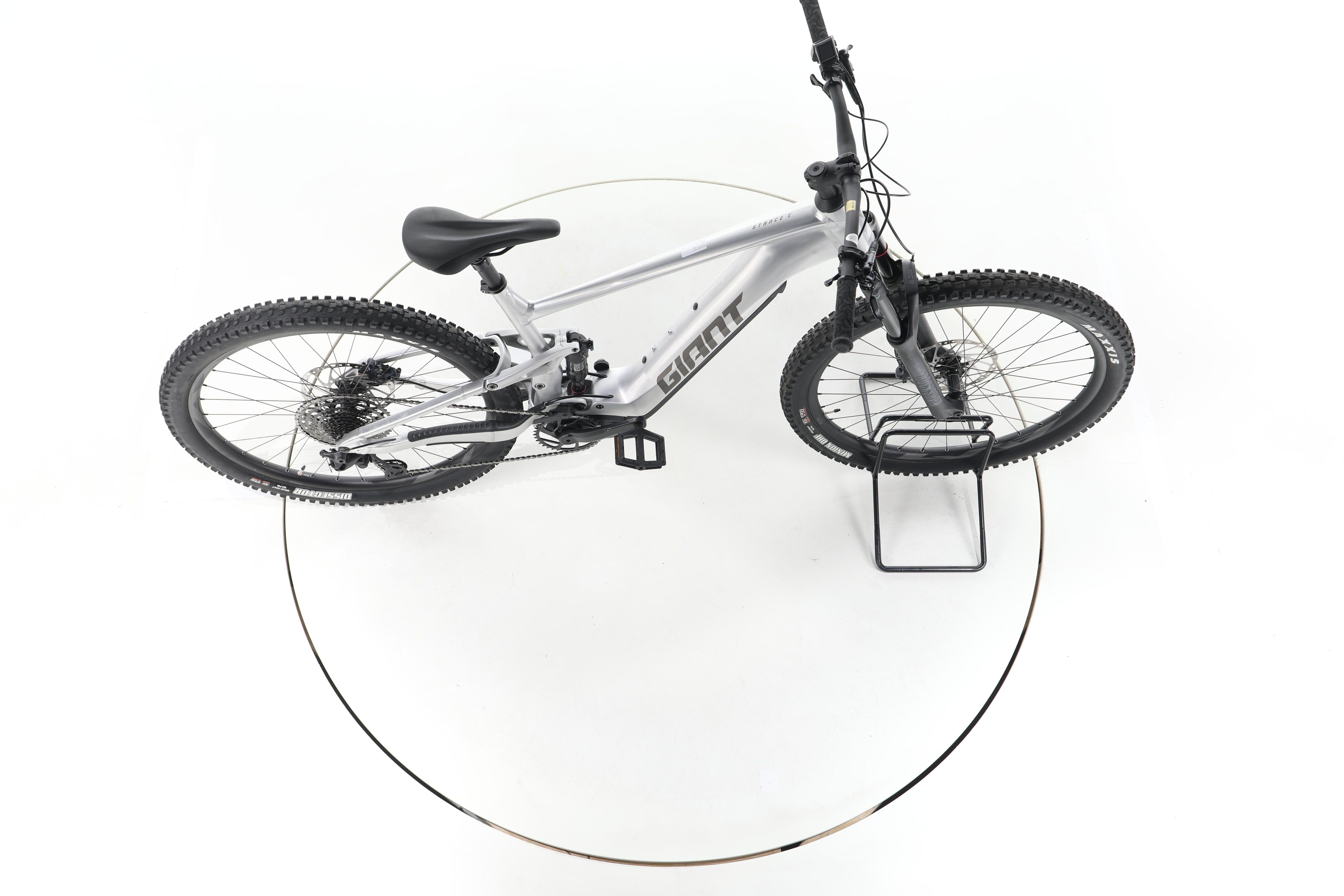 Giant Stance E+ Pro 0 Fully E-Bike - Image 13