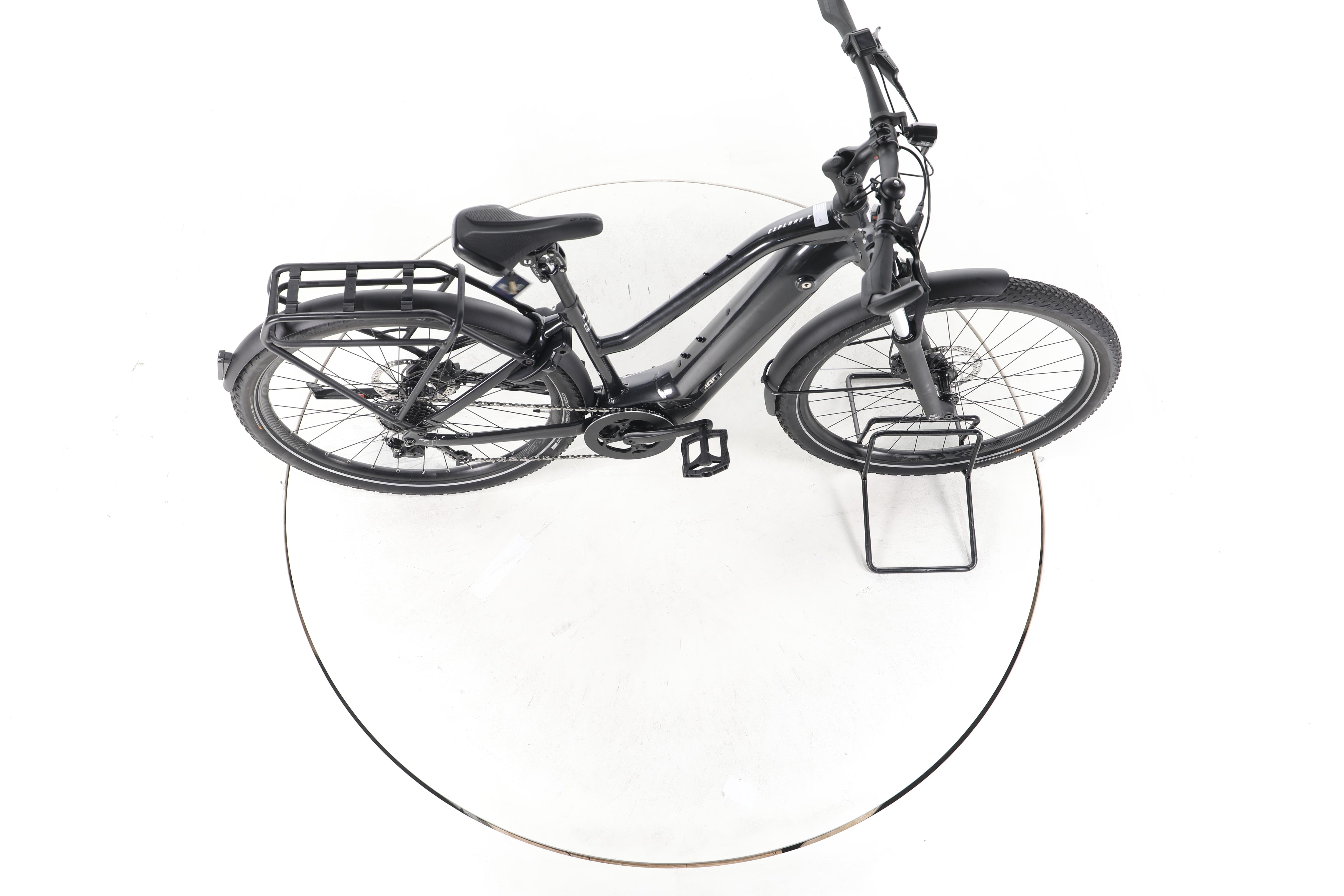 Giant Explore E + 2 STA Trekking E-Bike - Image 13