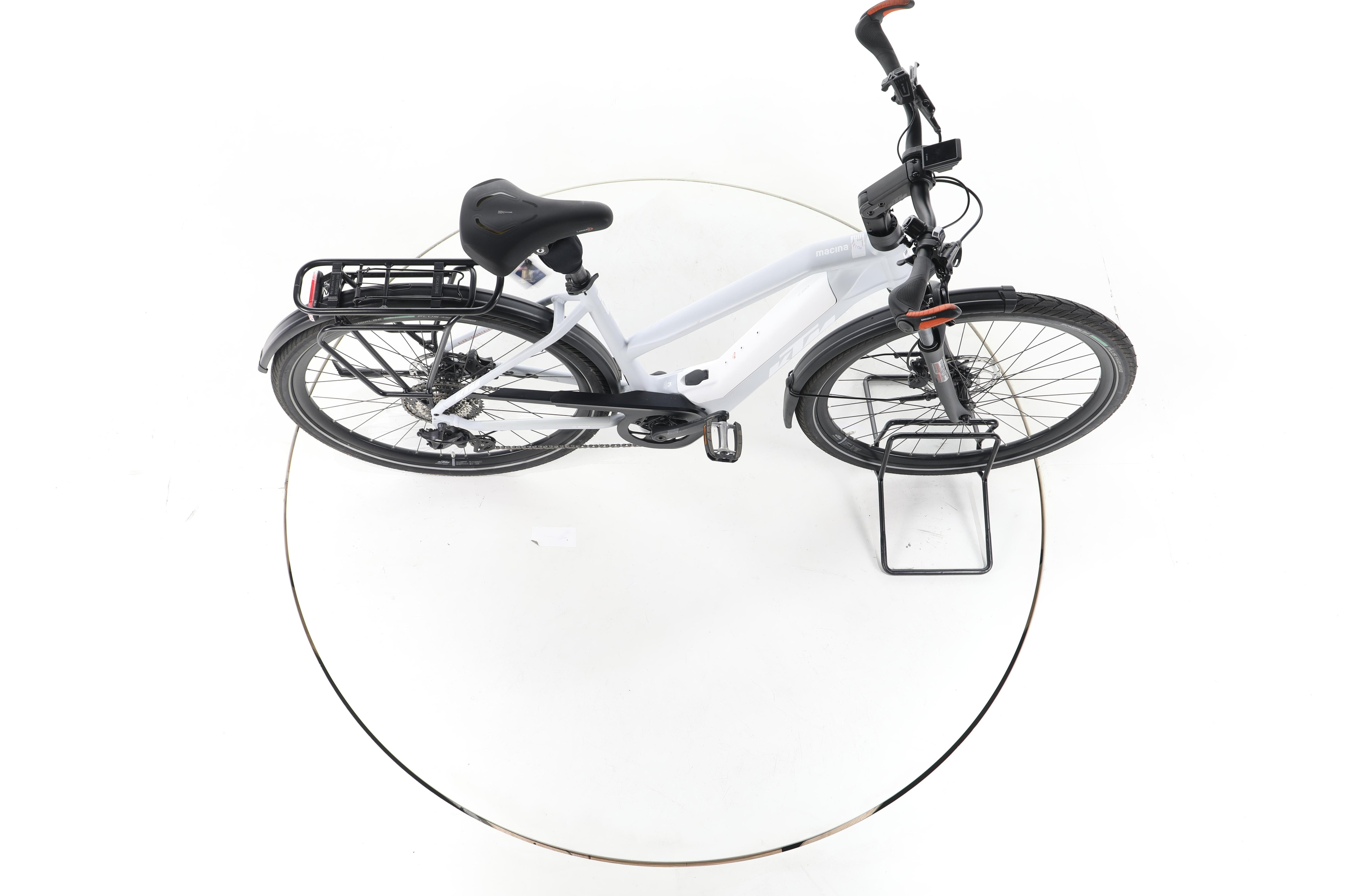 KTM Macina Style Pro Trekking E-Bike - Image 13
