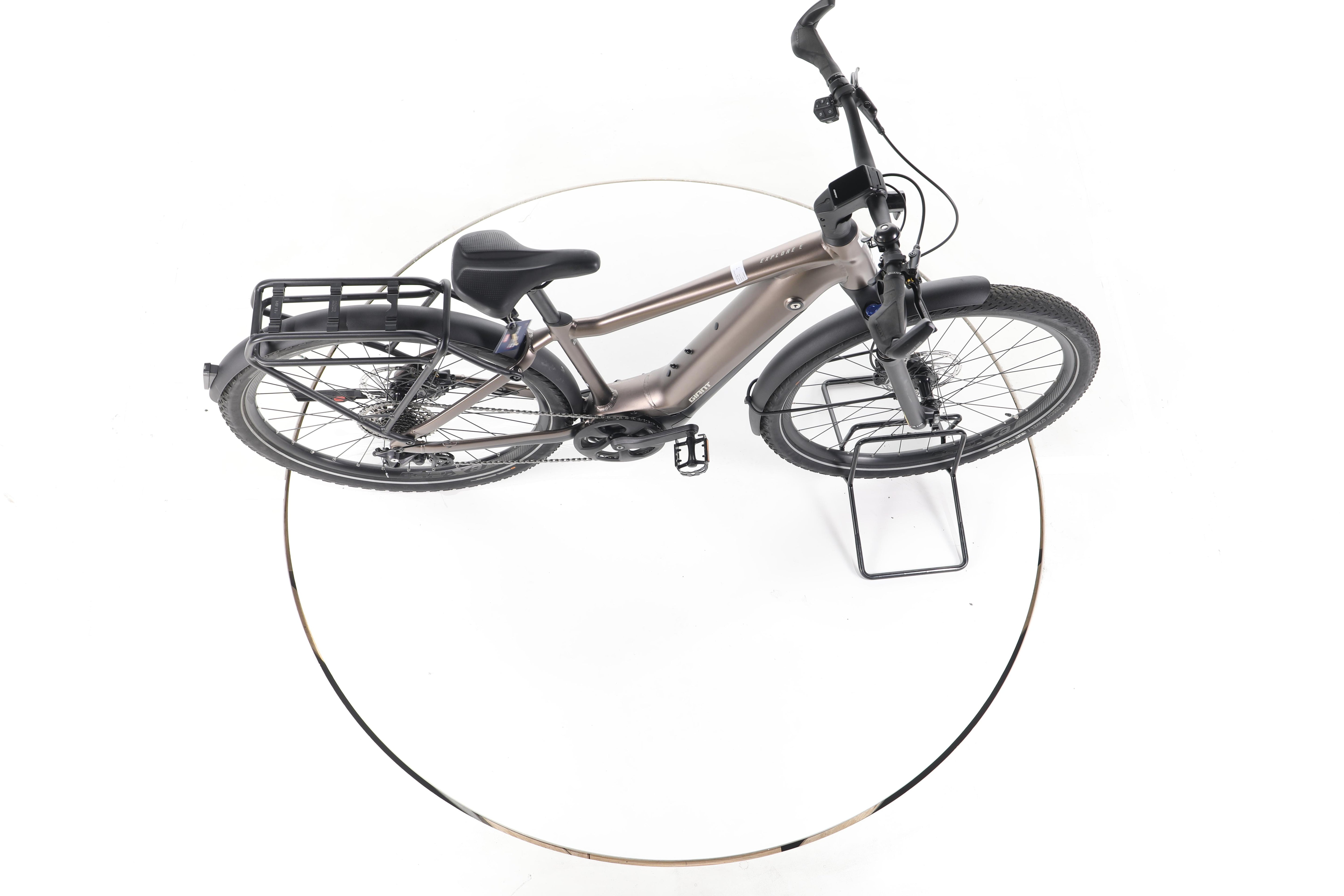 Giant Explore E+ Pro 1 Trekking E-Bike - Image 13