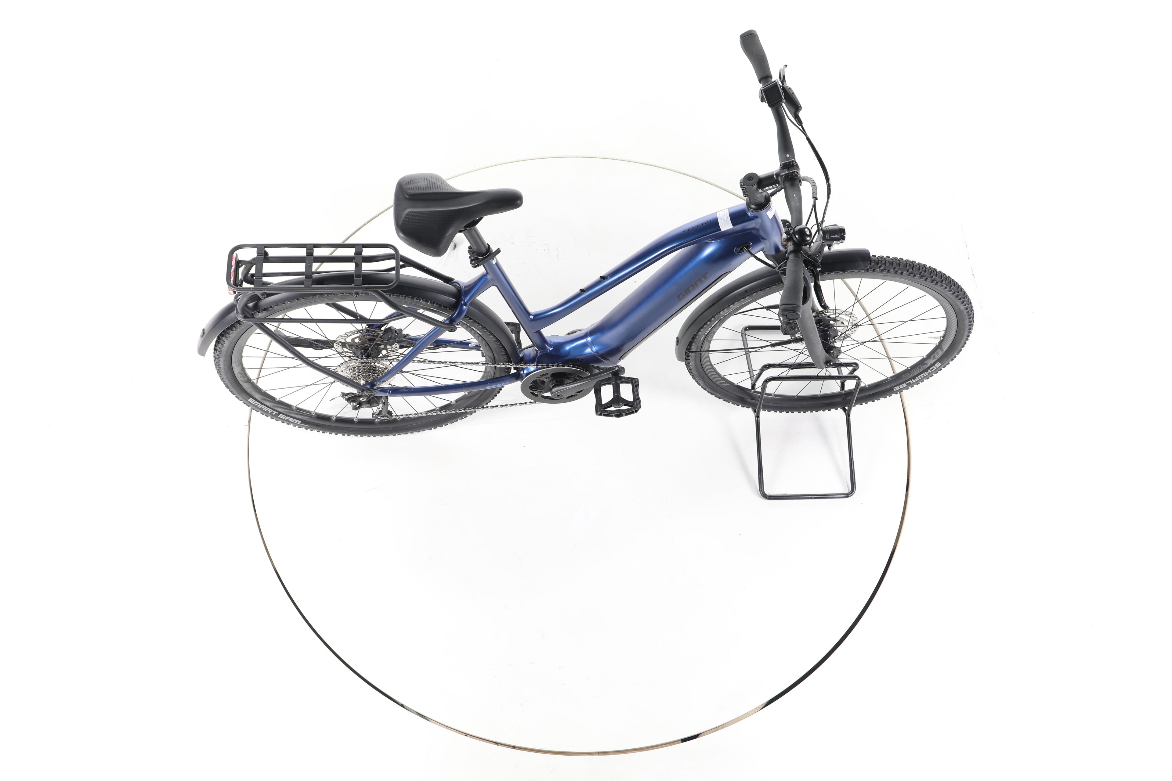 Giant Explore E+2 STA Trekking E-Bike - Image 13