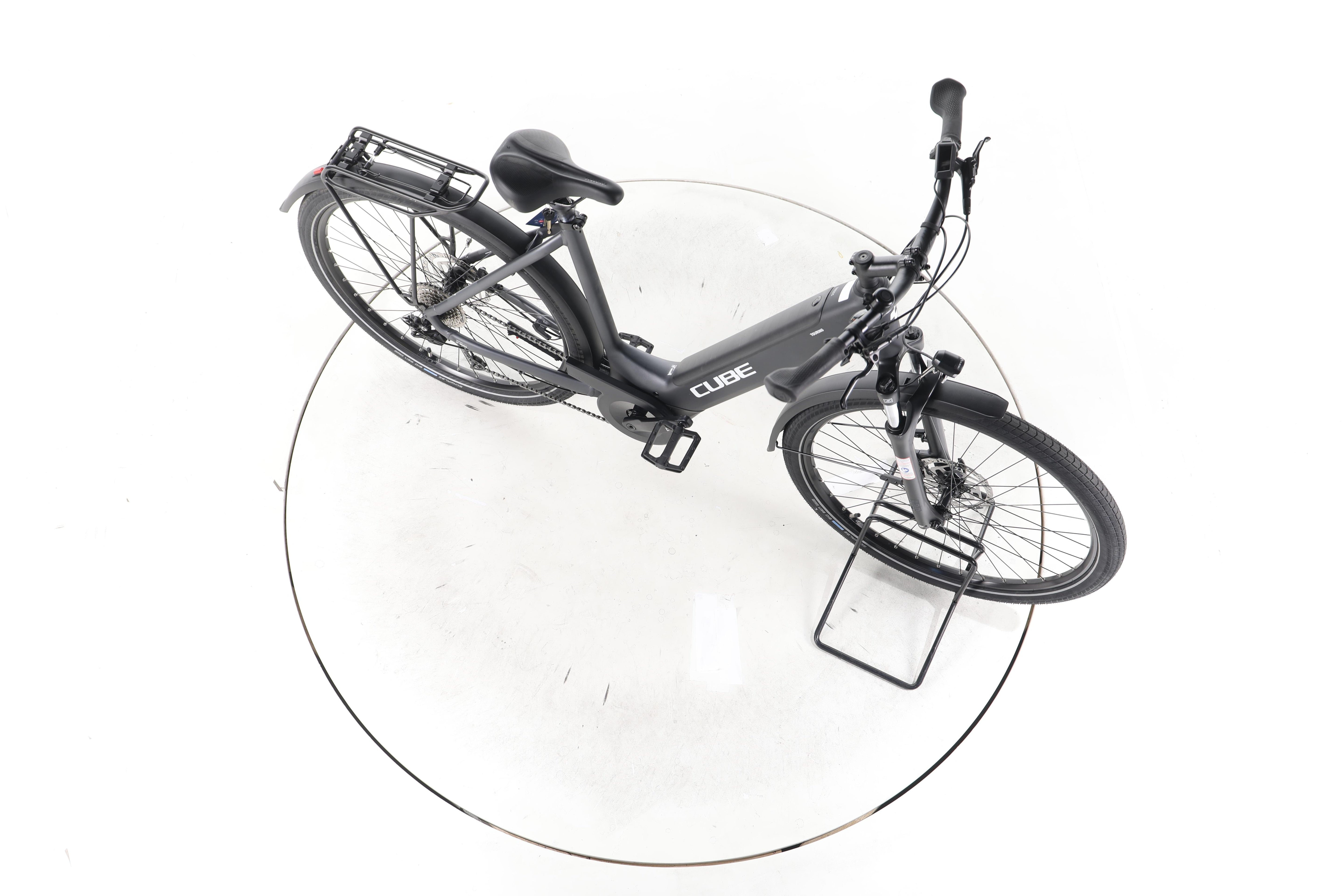 Cube Touring Hybrid ONE Trekking E-Bike Tiefeinsteiger - Image 14