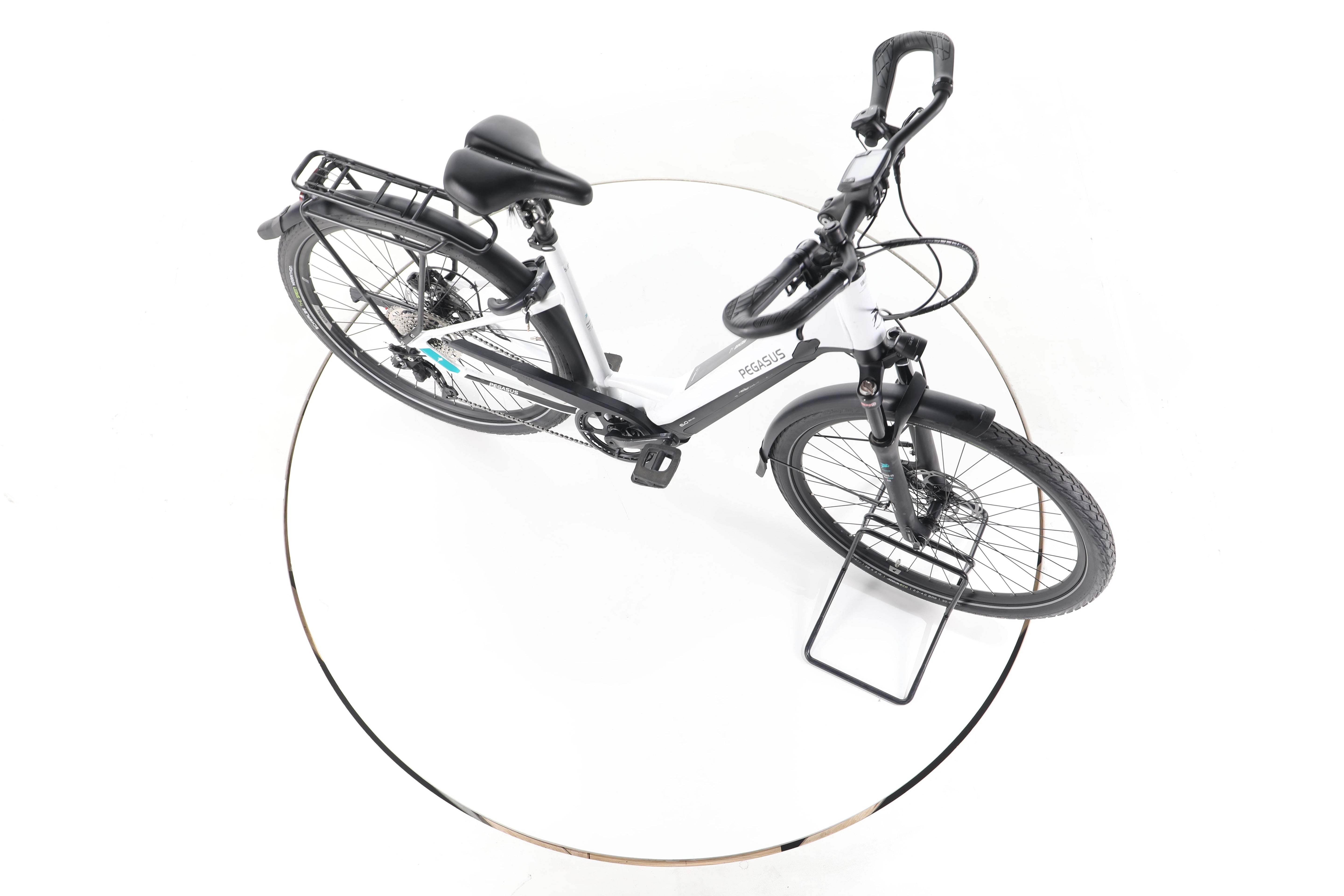 Pegasus Premio Evo 10 Lite Comfort Trekking E-Bike Tiefeinsteiger - Image 14