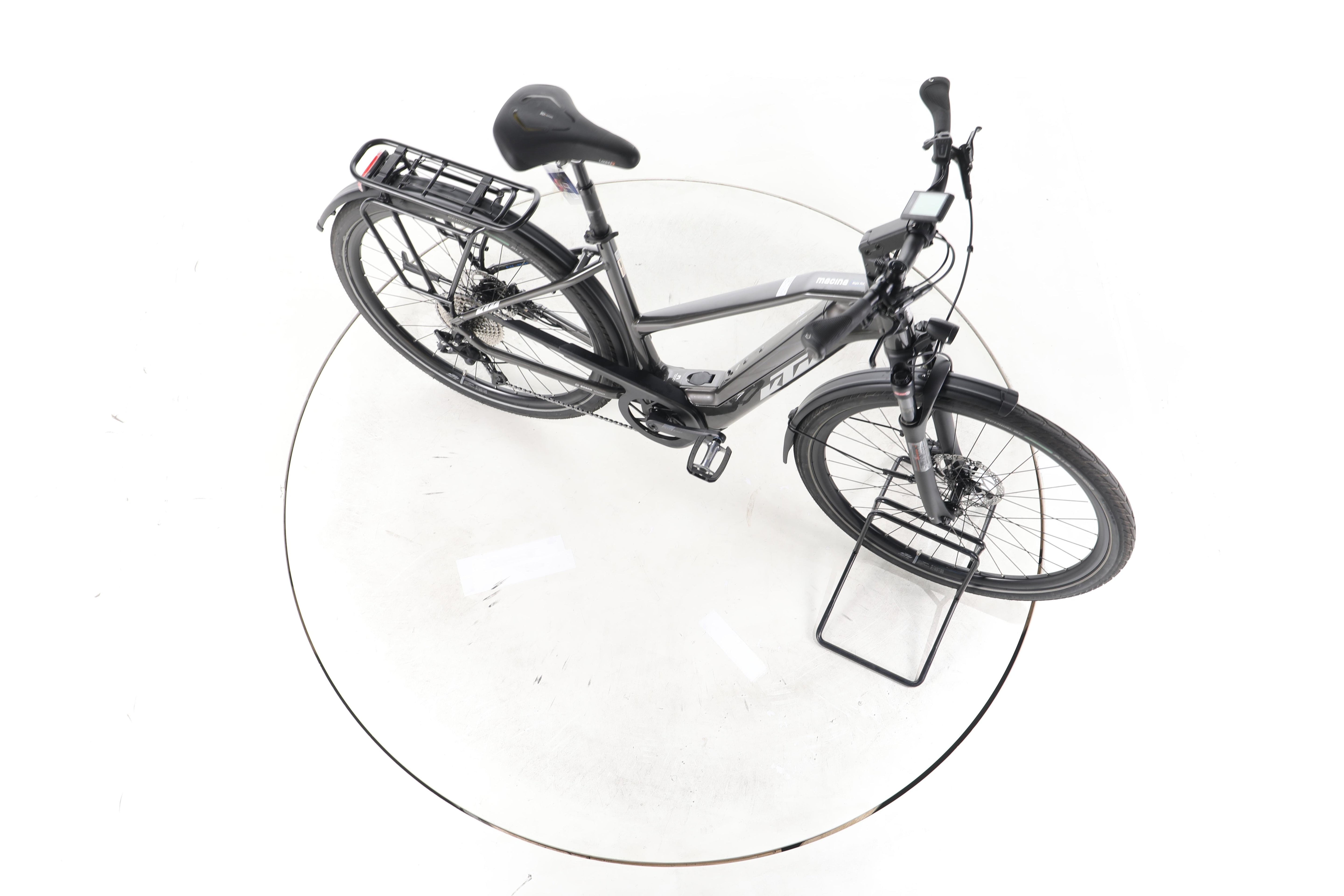 KTM Macina Style 740 Trekking E-Bike - Image 14