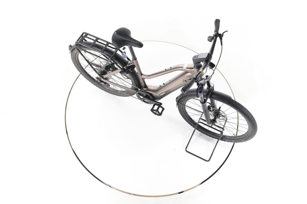 Giant Explore E+ Pro 1 Trekking E-Bike - Image 14