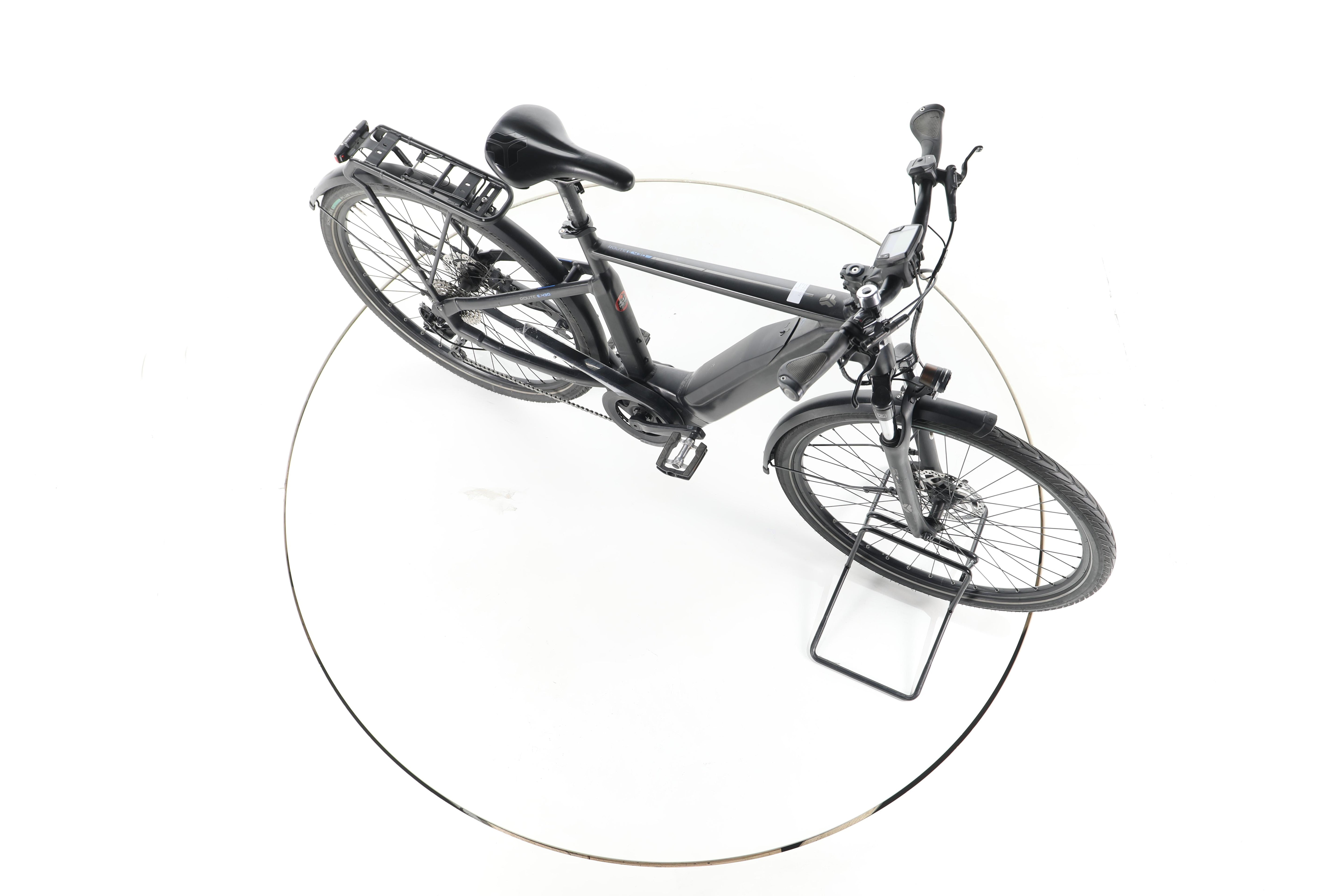 Carver Route E.430 Trekking E-Bike - Image 14