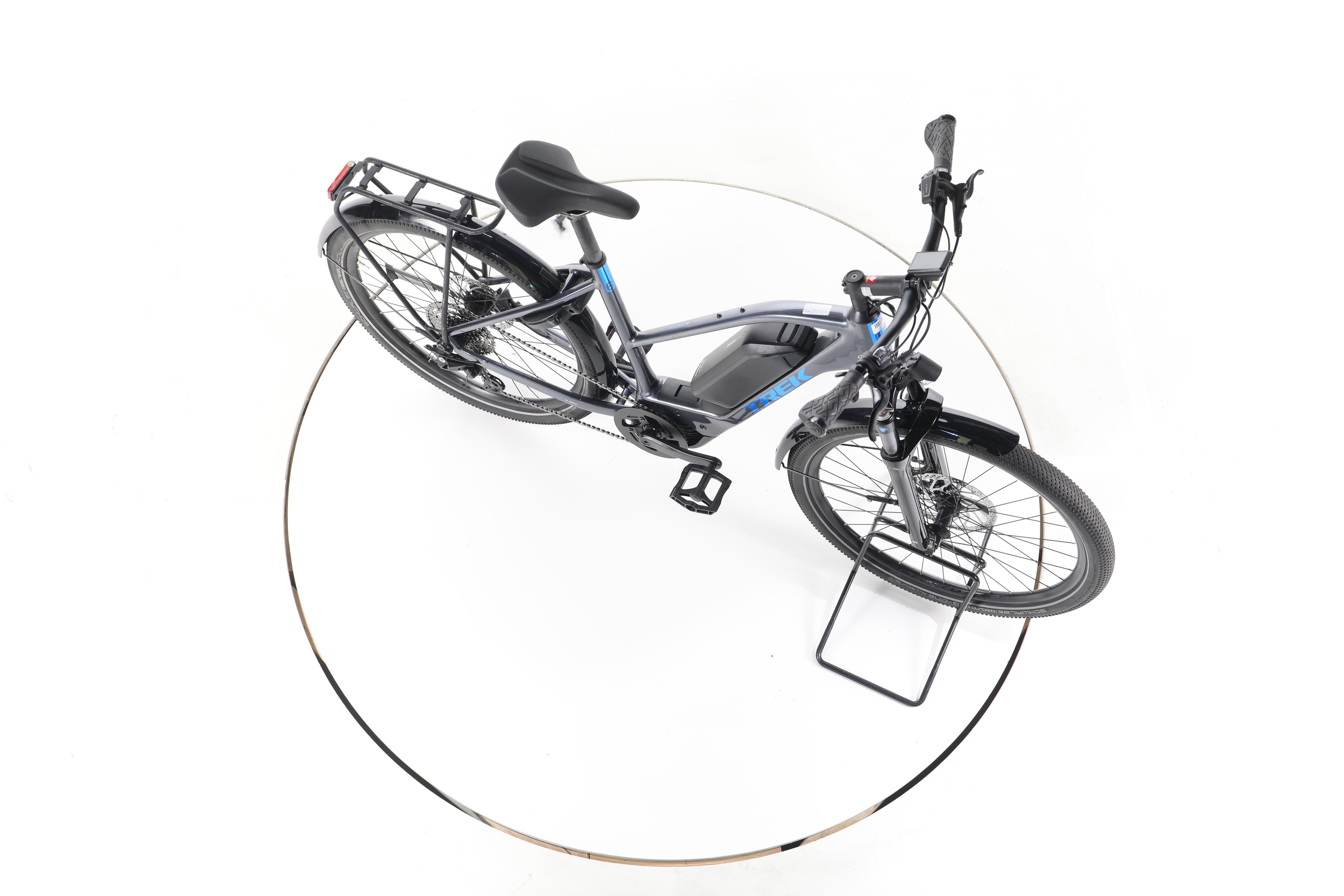 Trek Allant 6+ Trekking E-Bike - Image 14