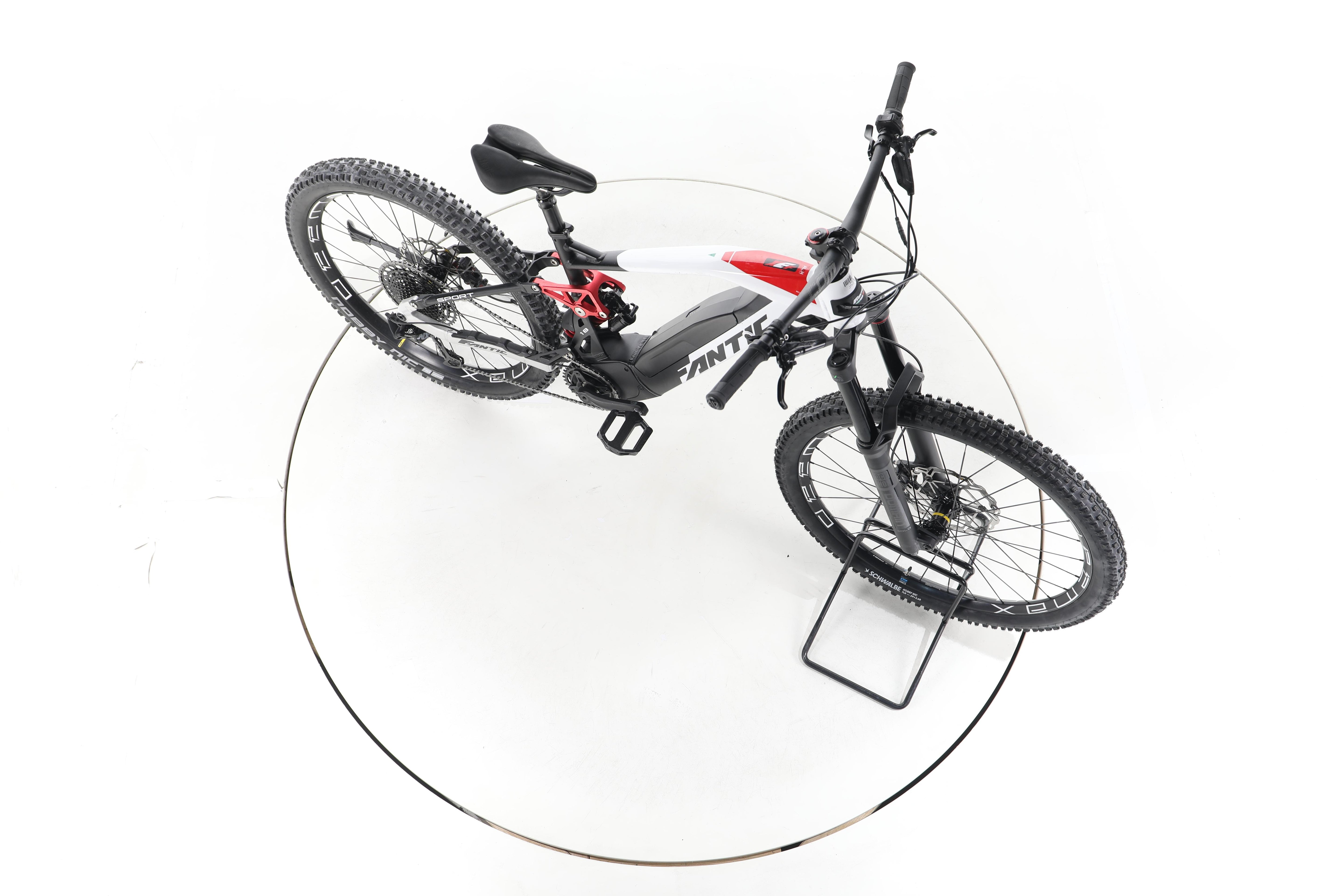 Fantic XEF 1.8 Sport Trekking E-Bike - Image 14