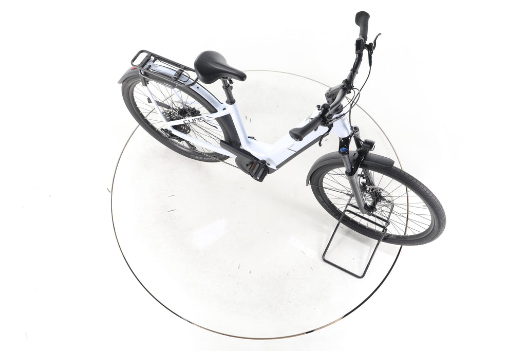 Cube Kathmandu Hybrid ONE Trekking E-Bike Tiefeinsteiger 2025 - Image 14
