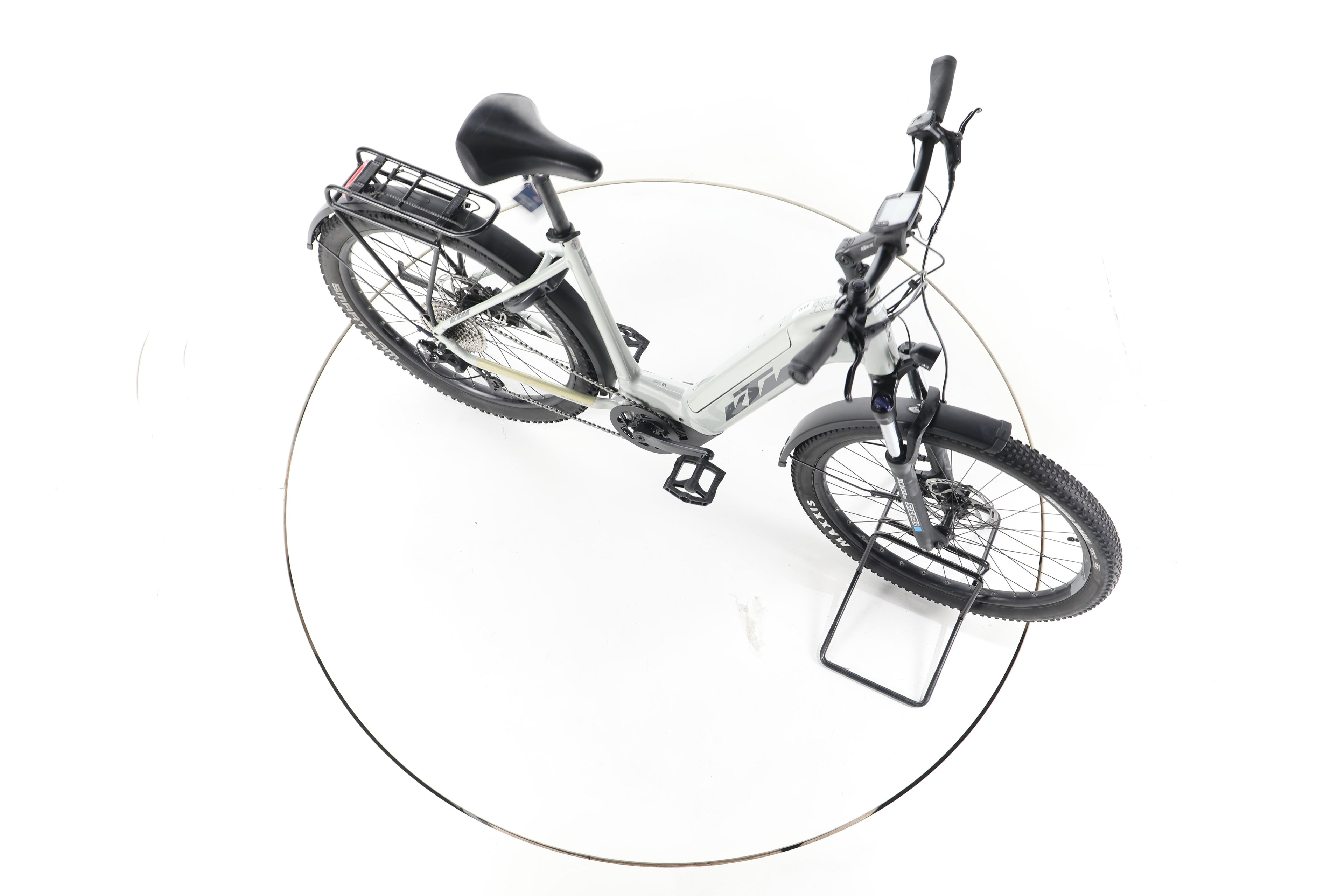 KTM Macina aera 571 LFC Trekking E-Bike Tiefeinsteiger - Image 14