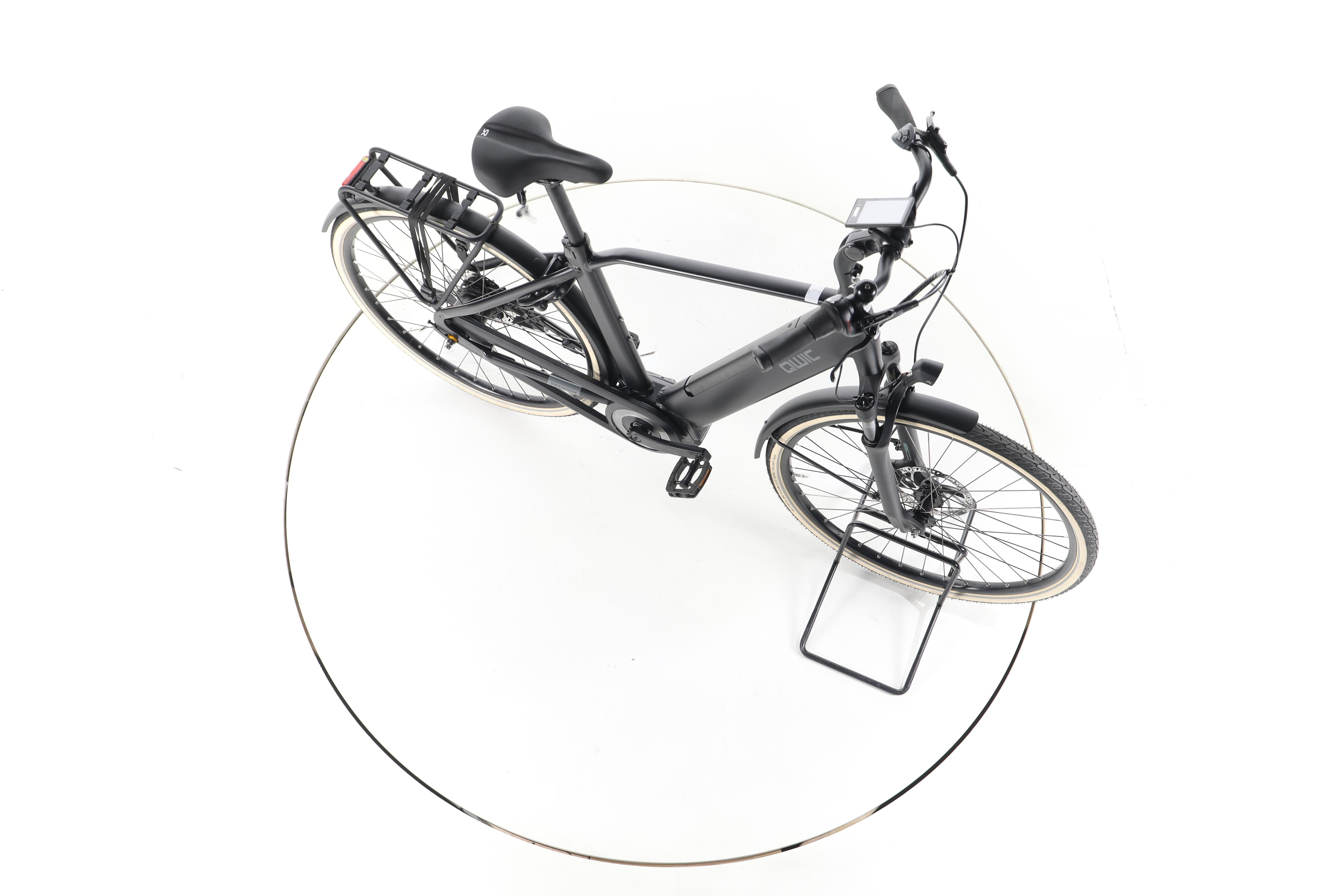 QWIC Premium MN8+ C City E-Bike Tiefeinsteiger - Image 14