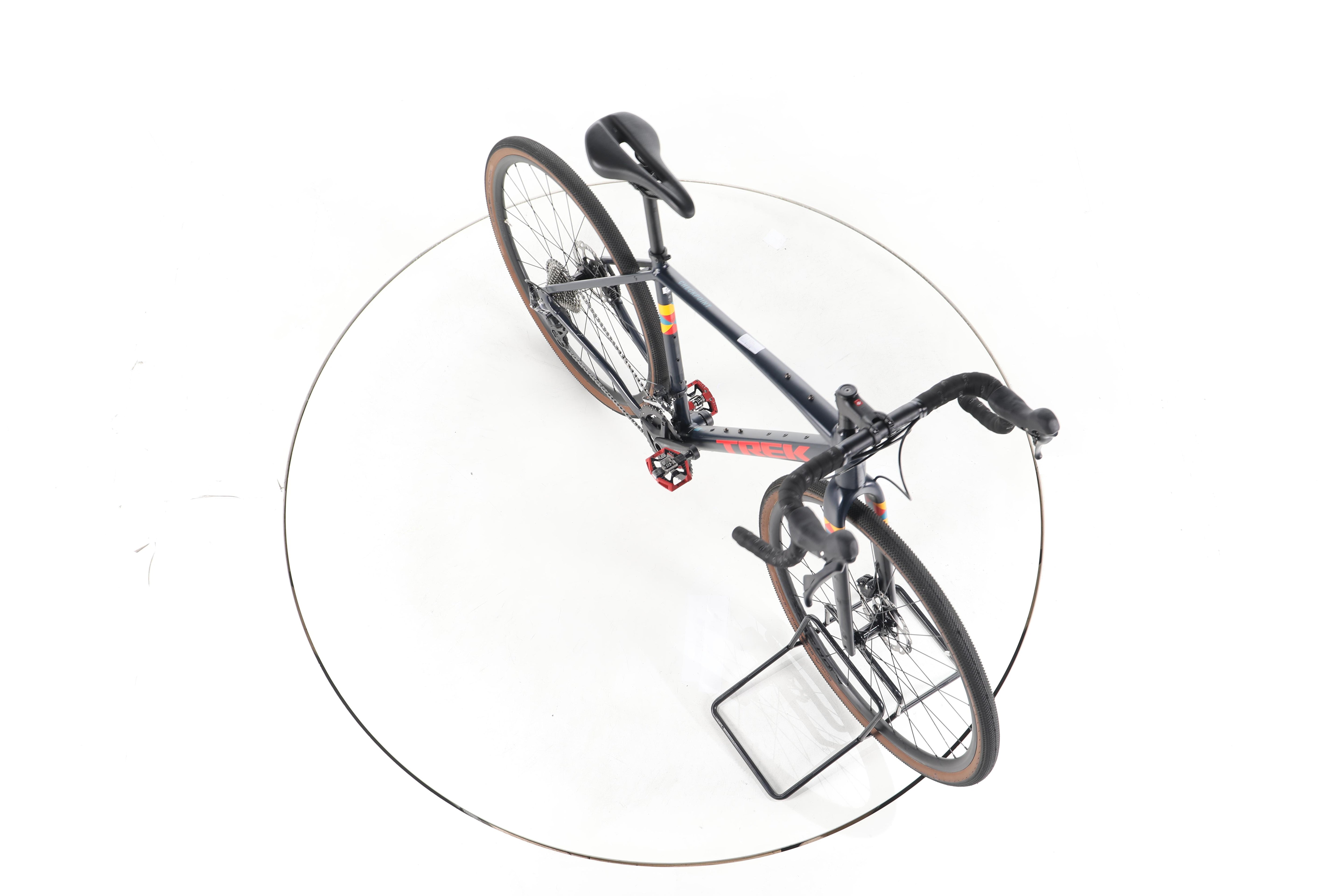 Trek Checkpoint ALR 5 - Image 15