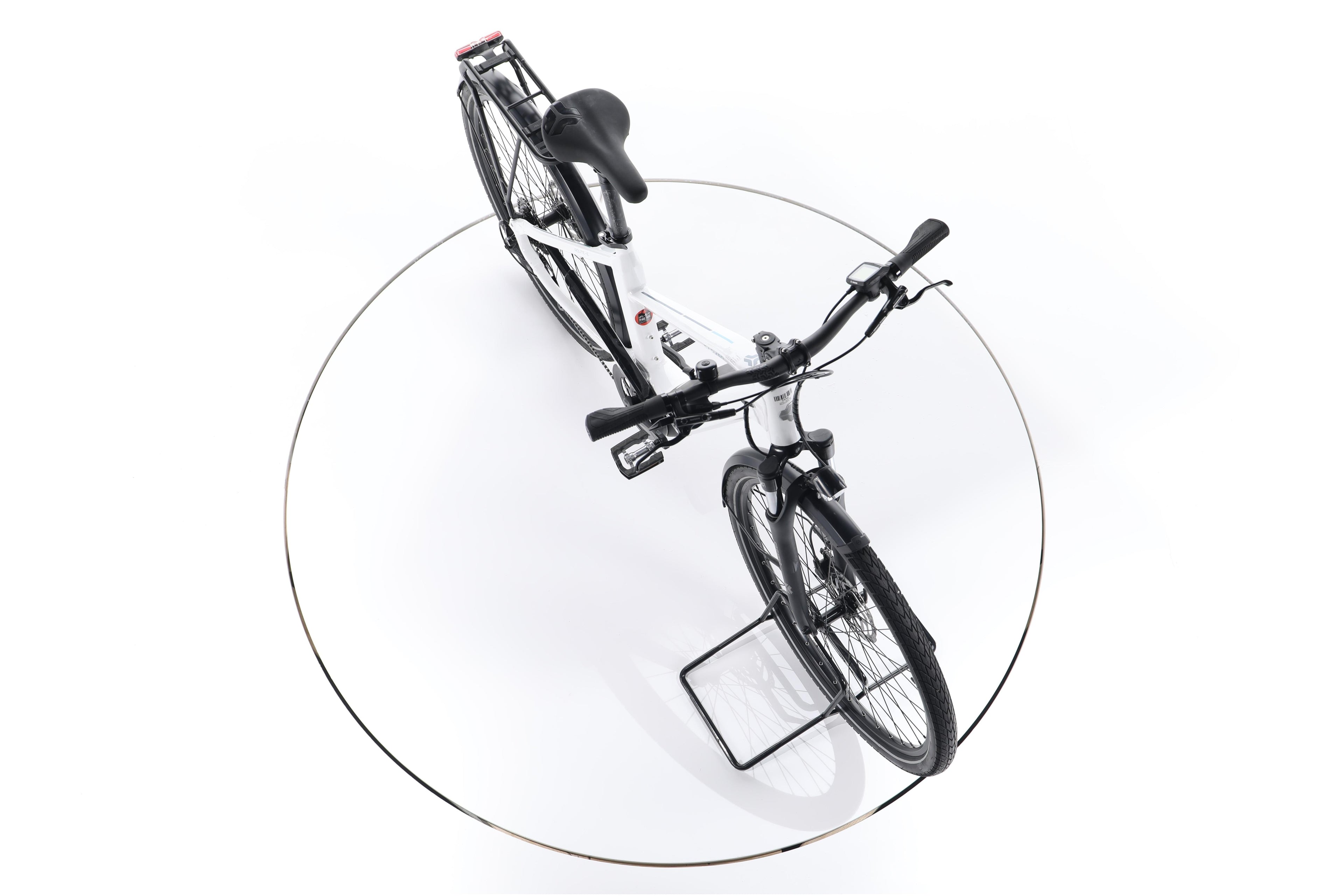 Carver Route E.410 Trekking E-Bike - Image 15
