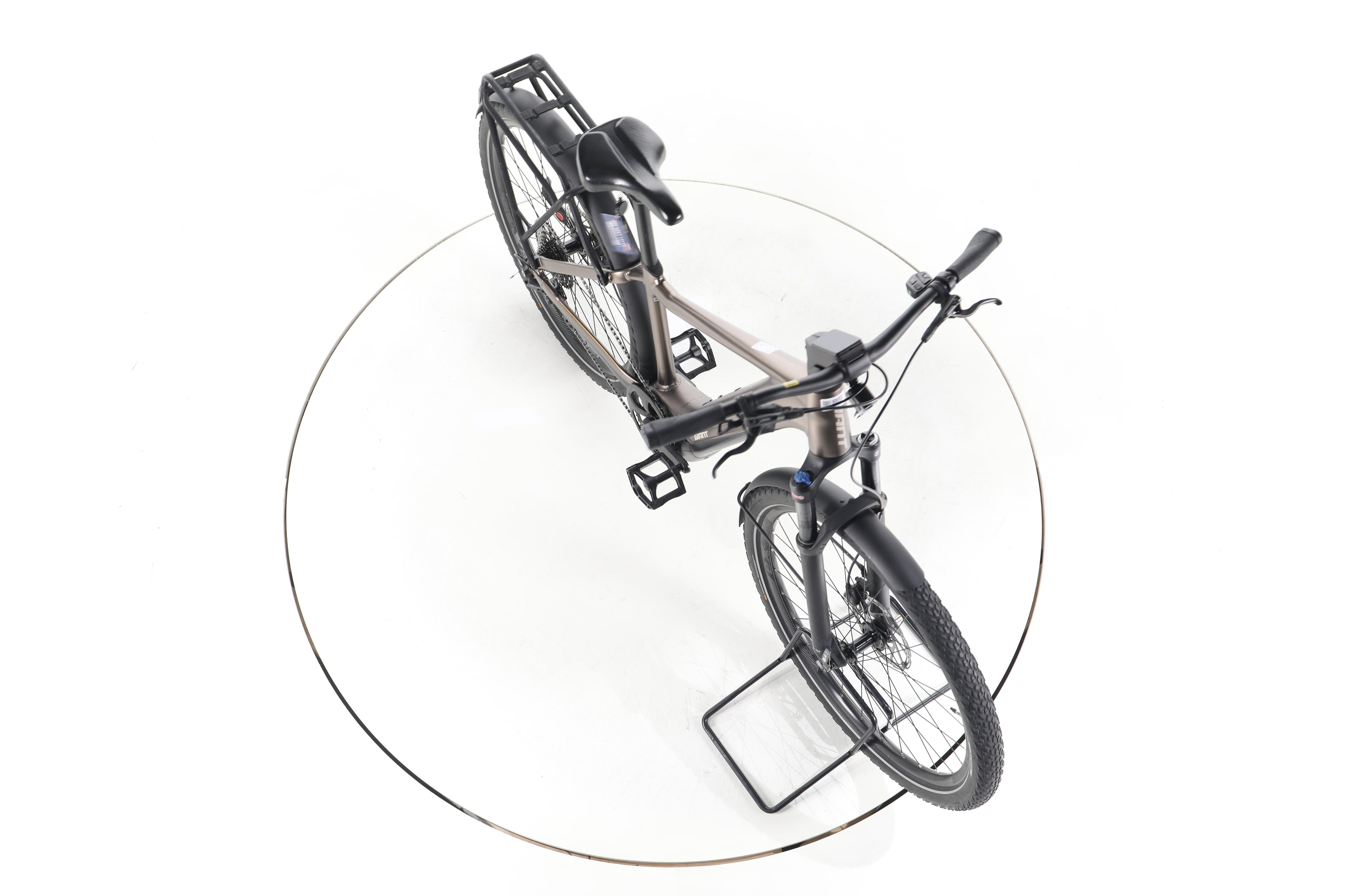 Giant Explore E+ Pro 1 Trekking E-Bike - Image 15