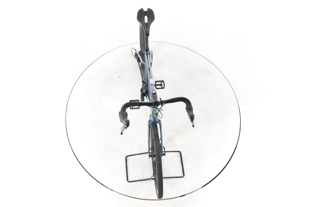 Giant Revolt 1 Gravelbike 2024 - Image 16